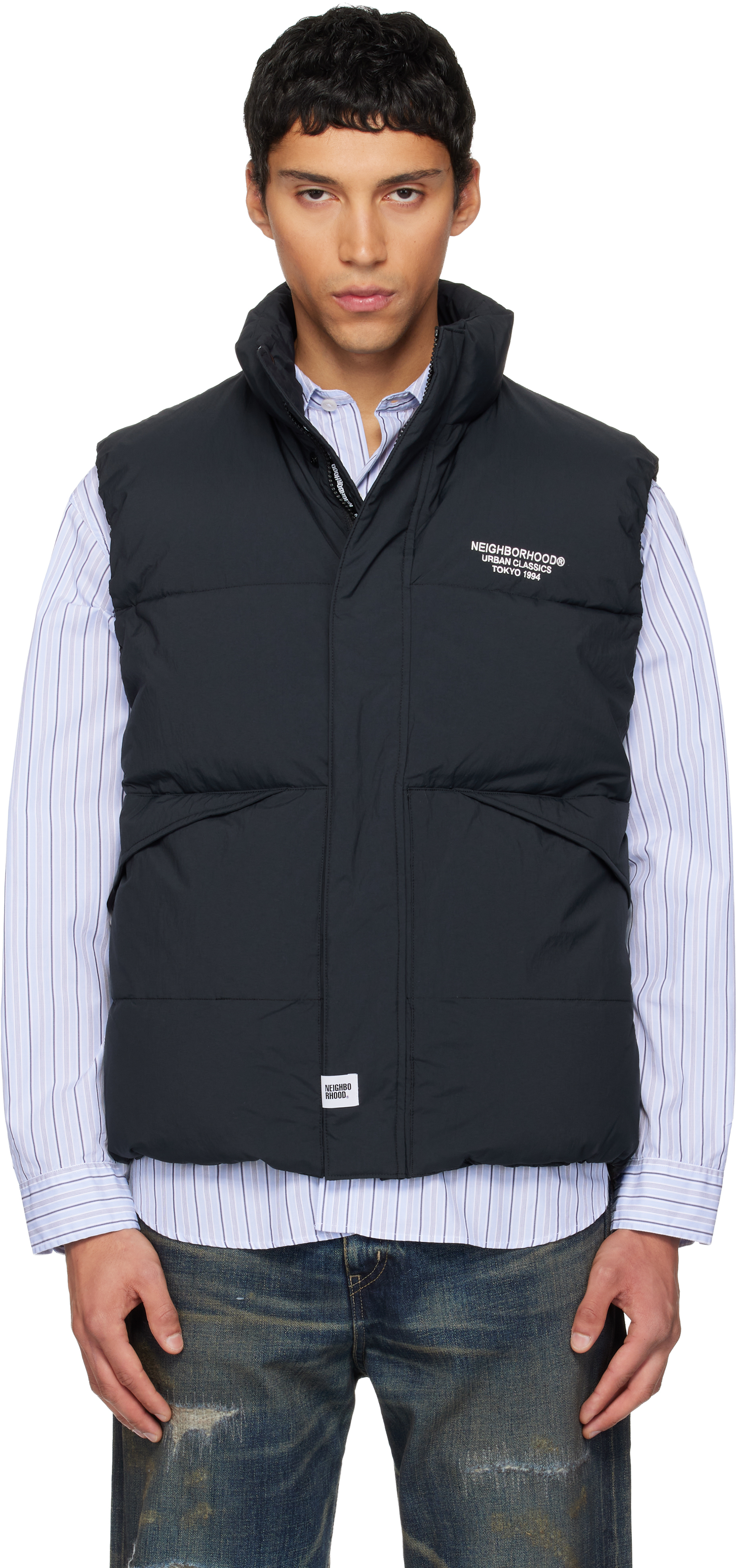 Neighborhoodのブラック Classic ダウンベストがセール中