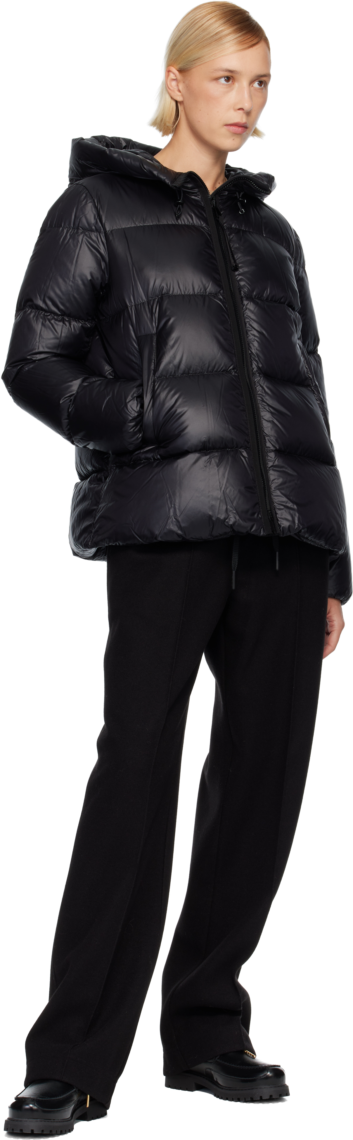 Moncler Black Serittes Hooded Short Down Jacket In Black