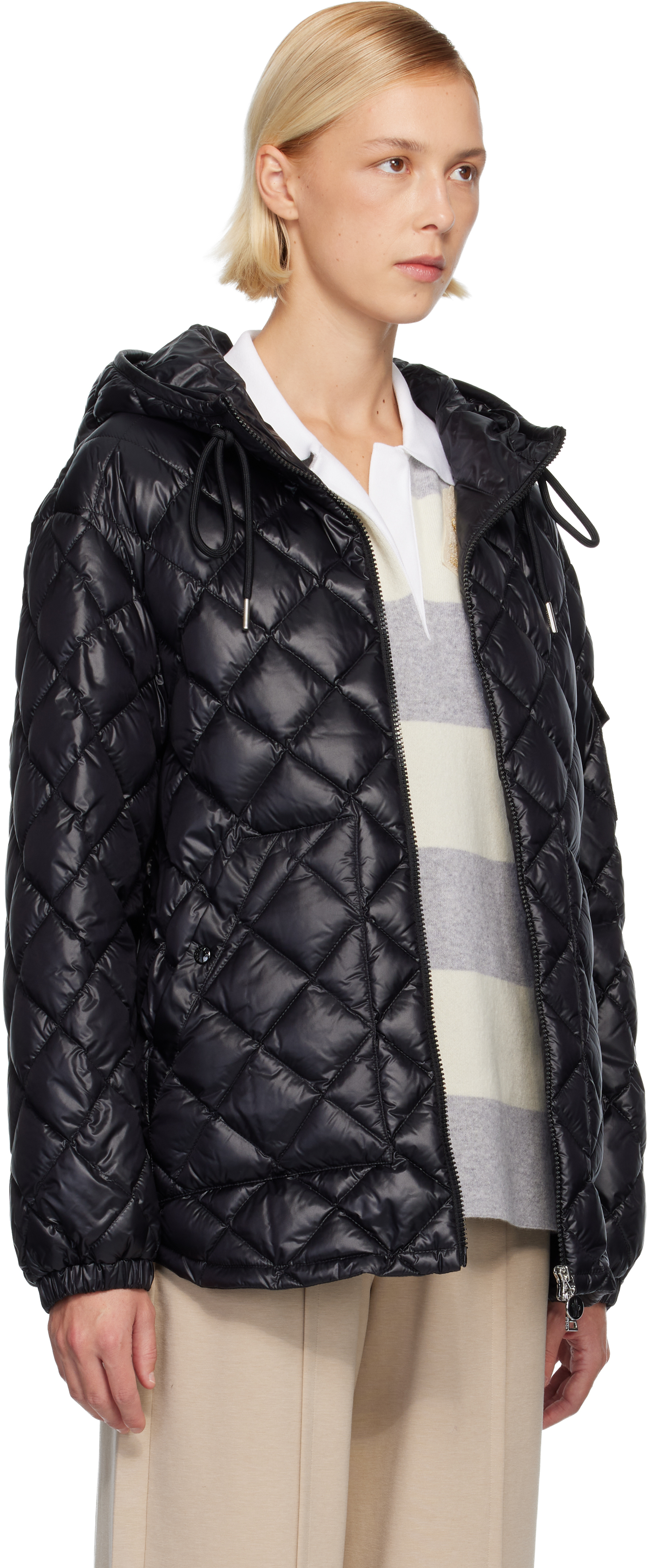 Moncler Black Diamond-quilted Hooded Short Down Jacket In Black