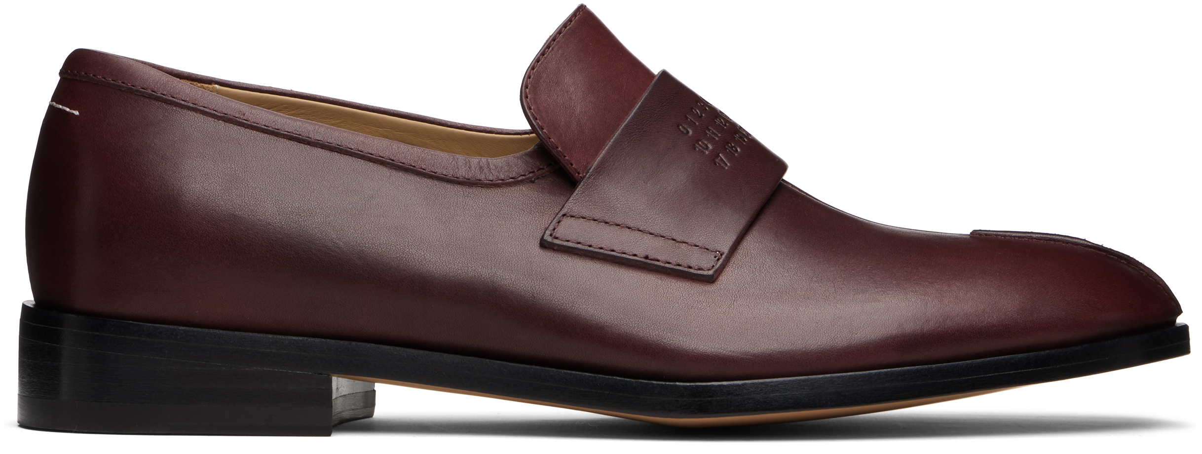 MM6 Maison Margielaのバーガンディ New Classic ステッチ ローファー