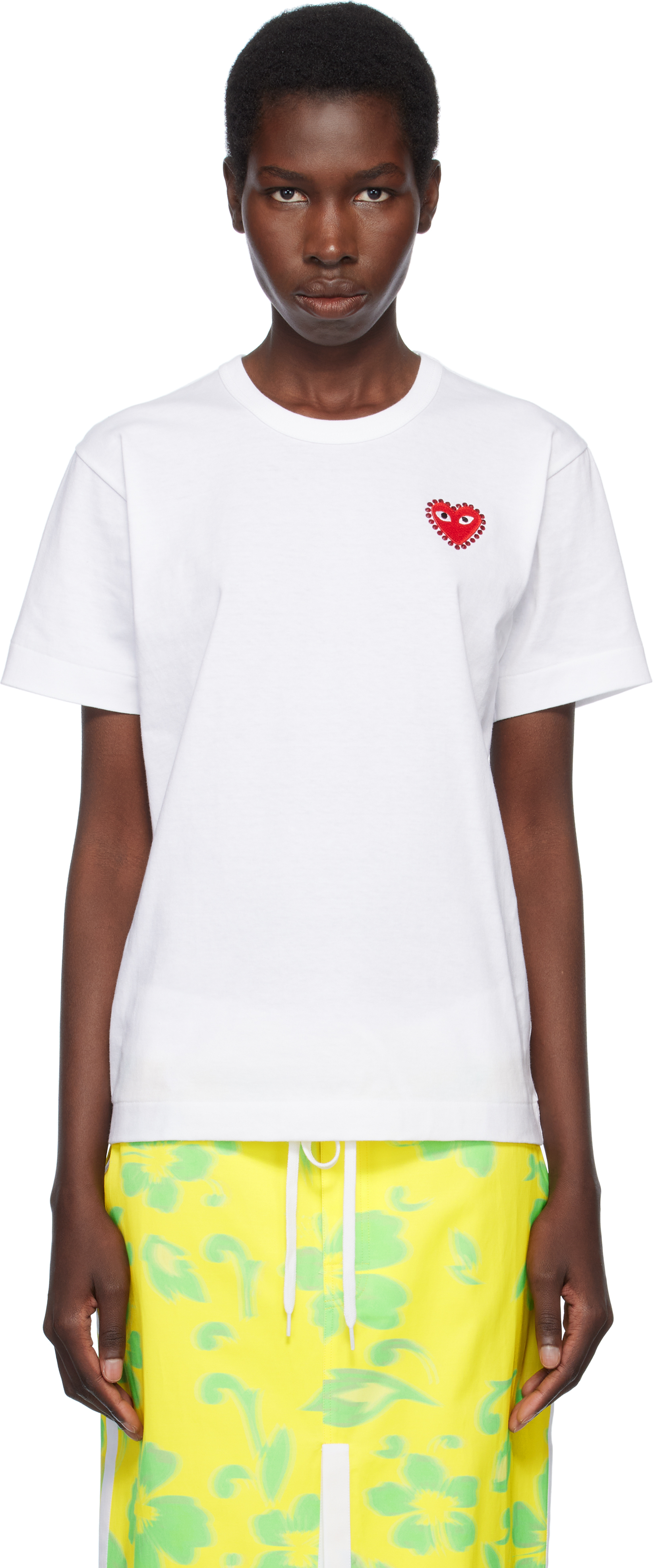 COMME des GARÇONS PLAY White Rhinestone Emblem Red Heart T-shirt