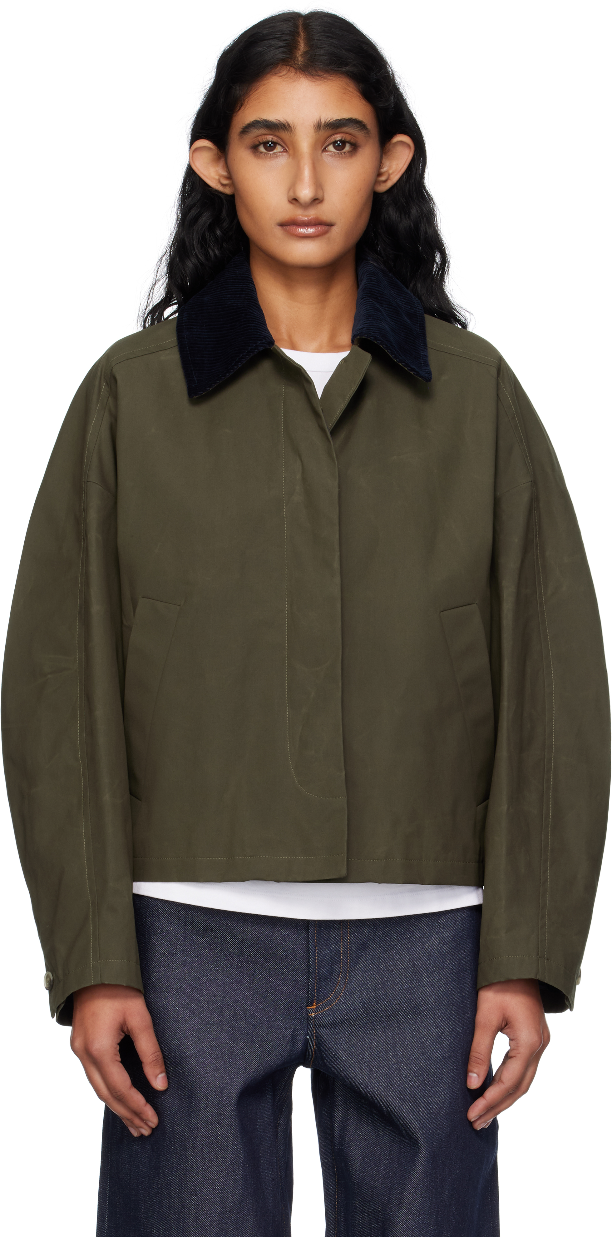 A.P.C.のカーキ Becca ジャケットがセール中