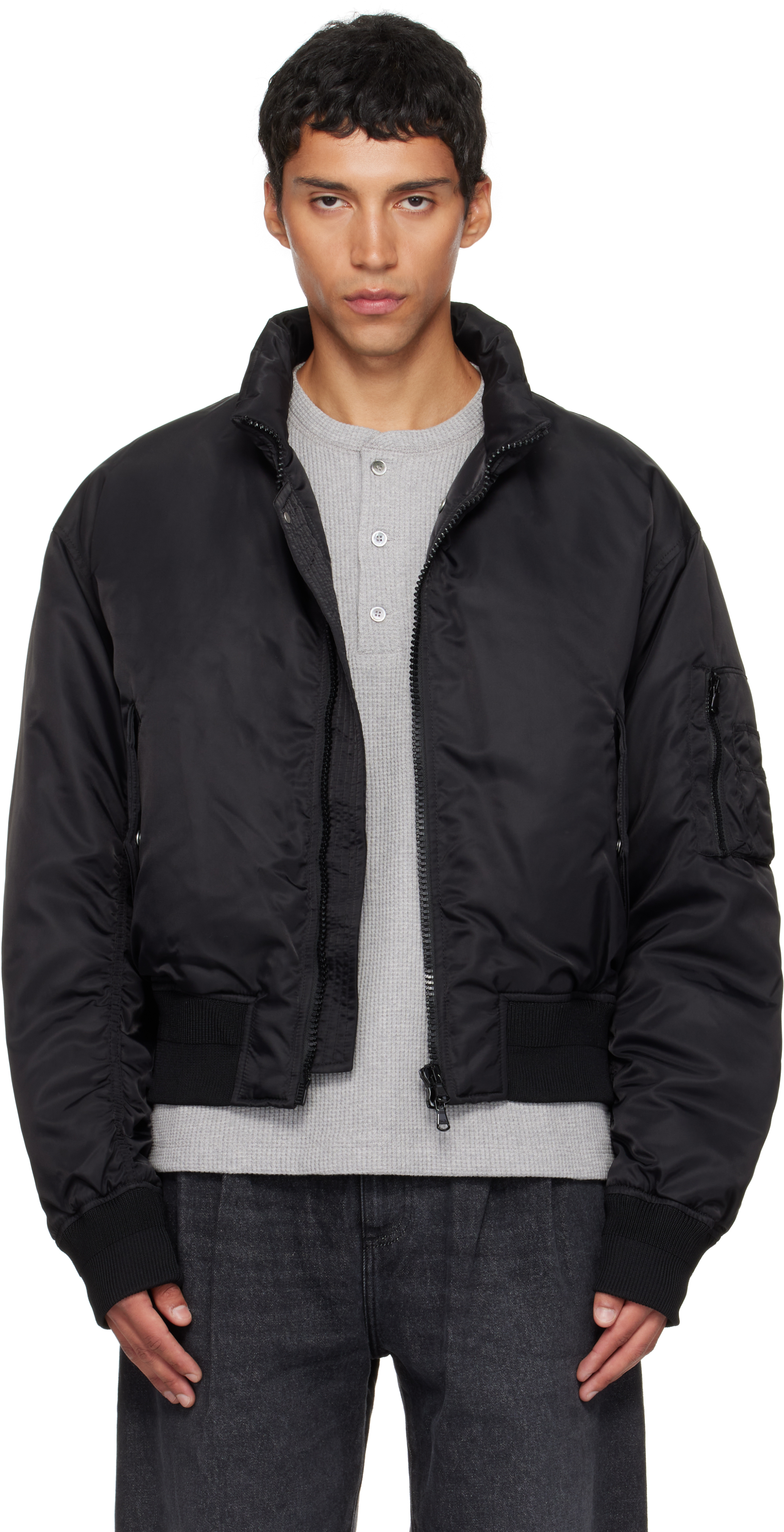 COOR: ブラック スタンドカラー ネック ダウンジャケット