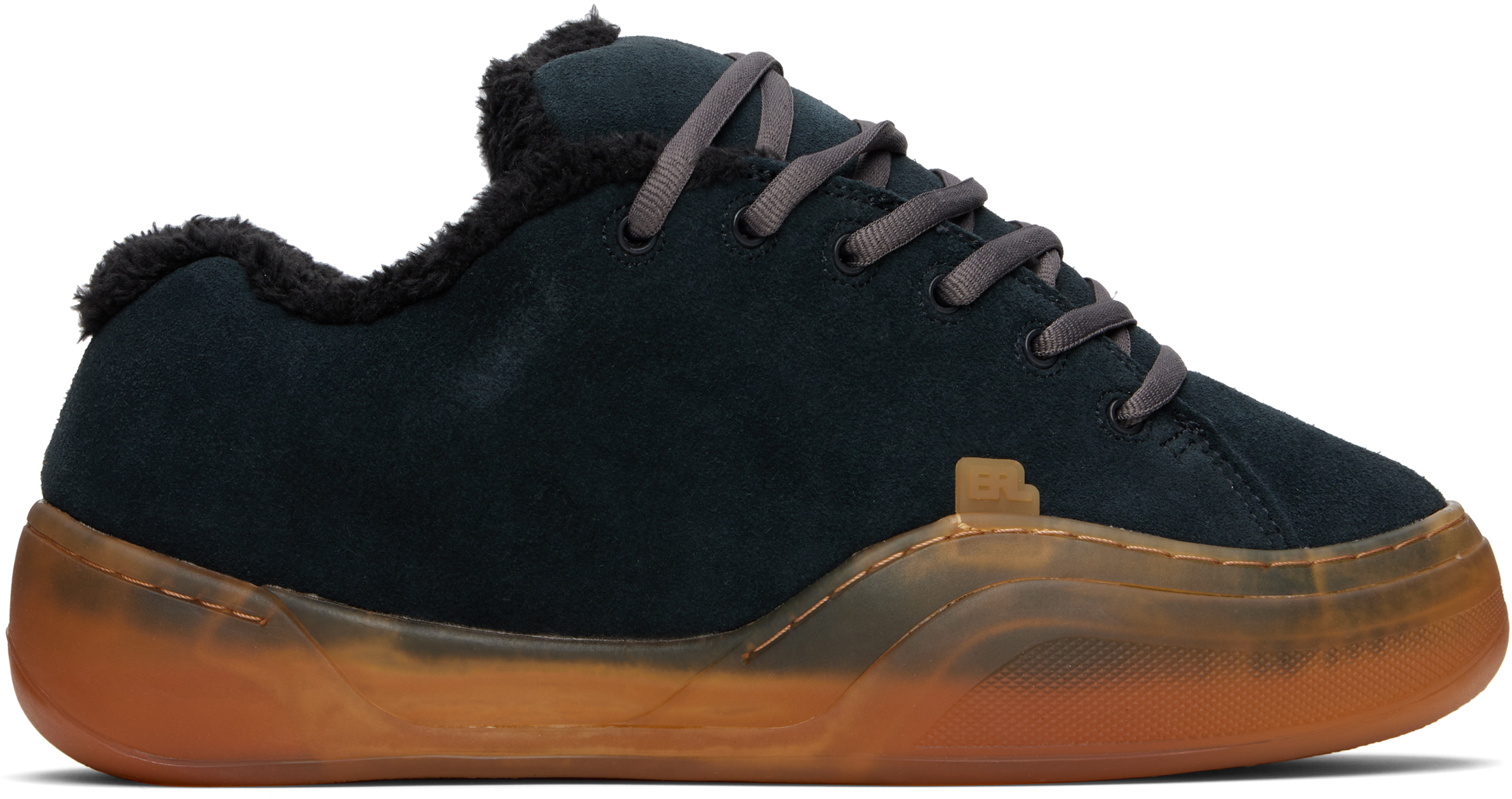 【関税込み】ERL ブラック Pirate Vamp Skate スニーカー ERL: ブラック Pirate Vamp Skate スニーカー | SSENSE 日本