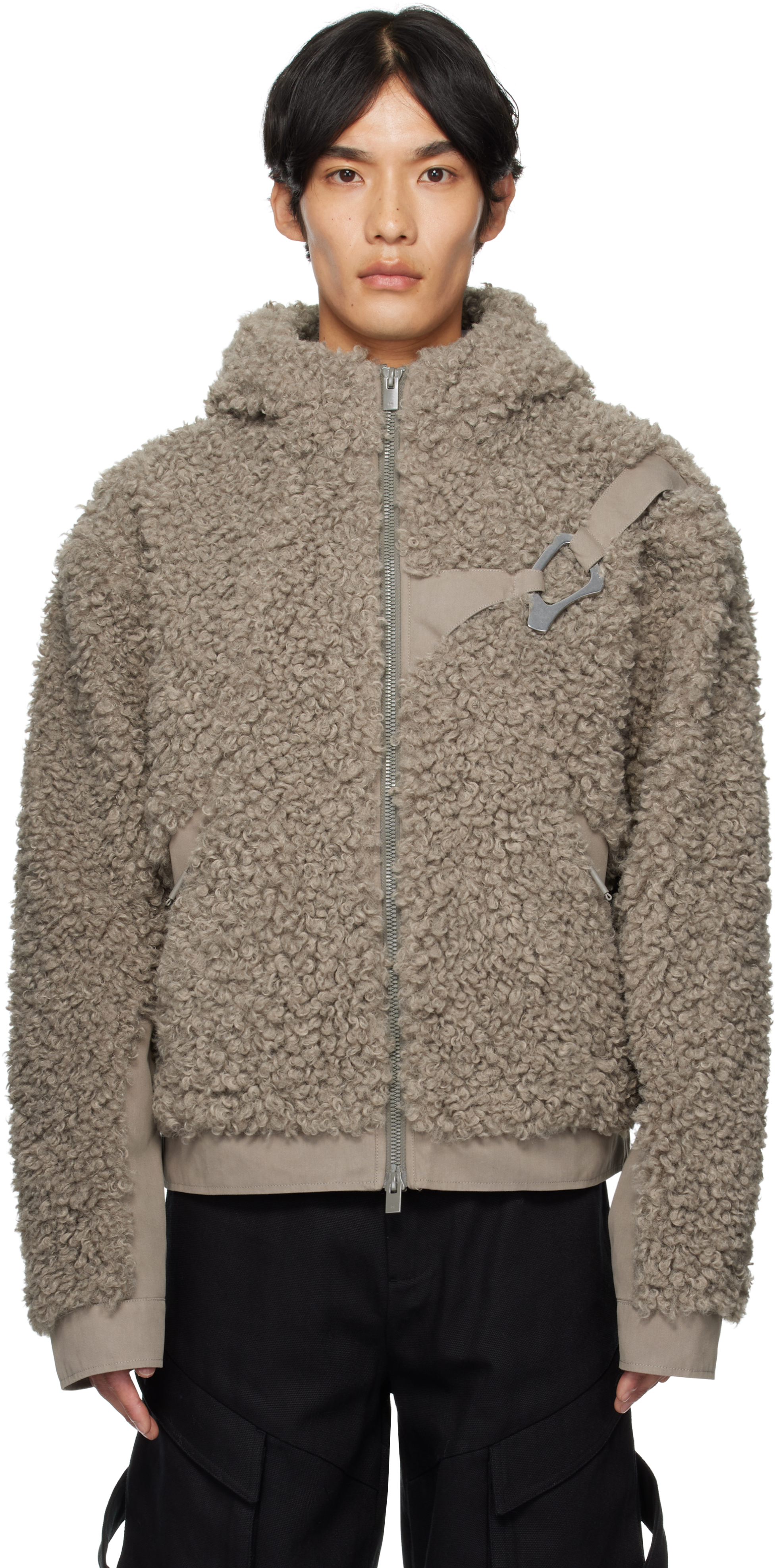 【関税込み】HELIOT EMIL ブラック Fulgens フーディ HELIOT EMIL ダメージ ジーンズ | ブラック | FARFETCH JP