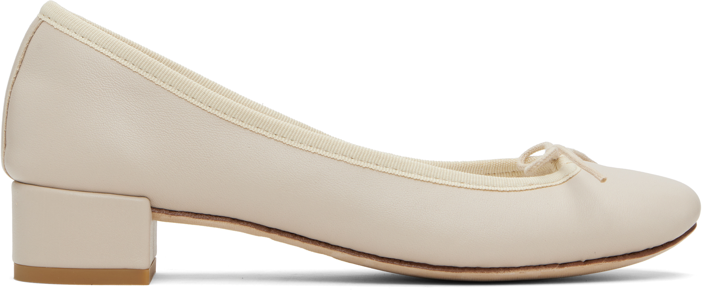 【関税込み】Repetto オフホワイト Camille ヒール Repetto: オフホワイト Camille ヒール | SSENSE 日本
