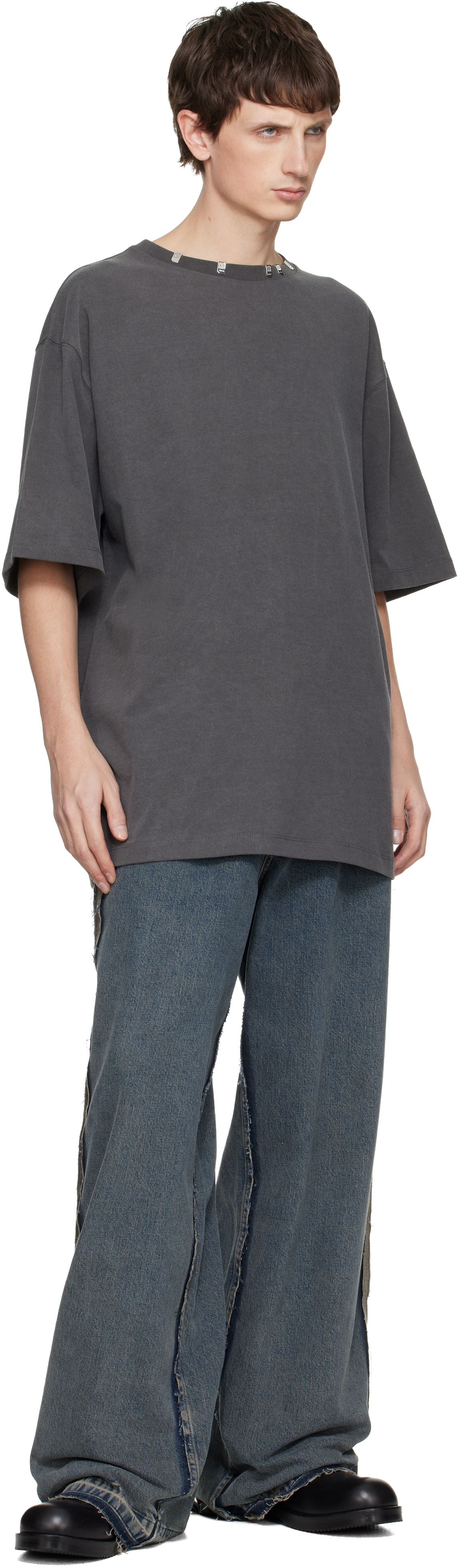 We11 Done Gray Logo Metal Chip T-shirt In Multi