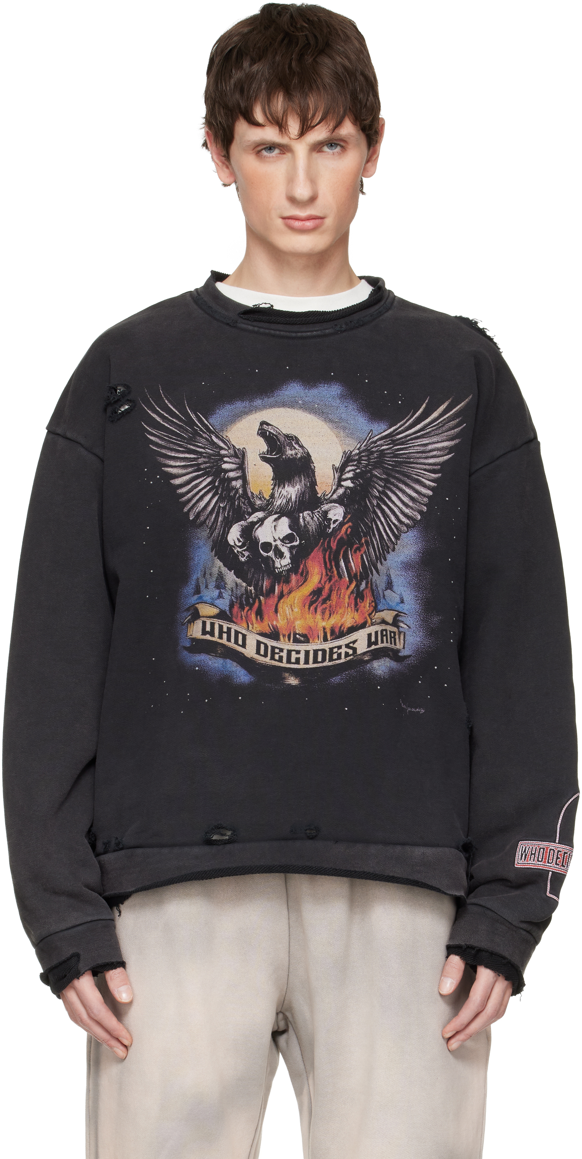 who decides war crewneck スウェット XS ブラック Black Moon Sweatshirt by Who Decides War on Sale