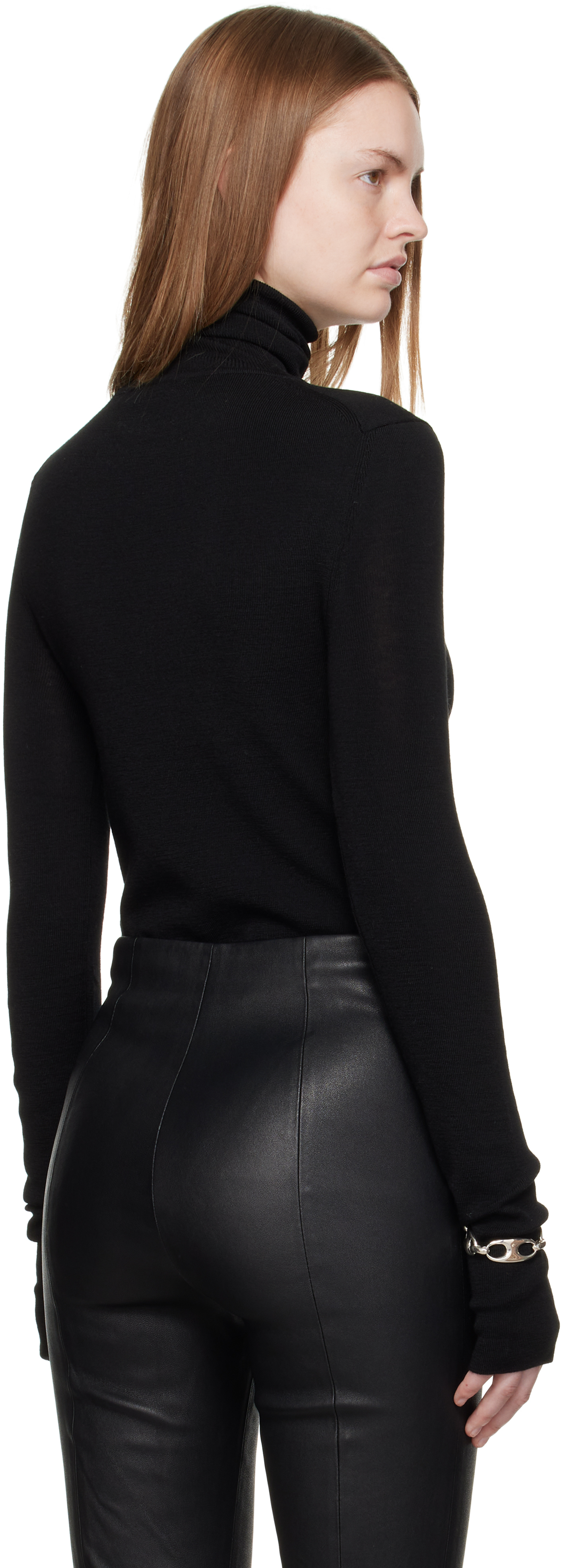 R2w Black Scott Turtleneck In Black