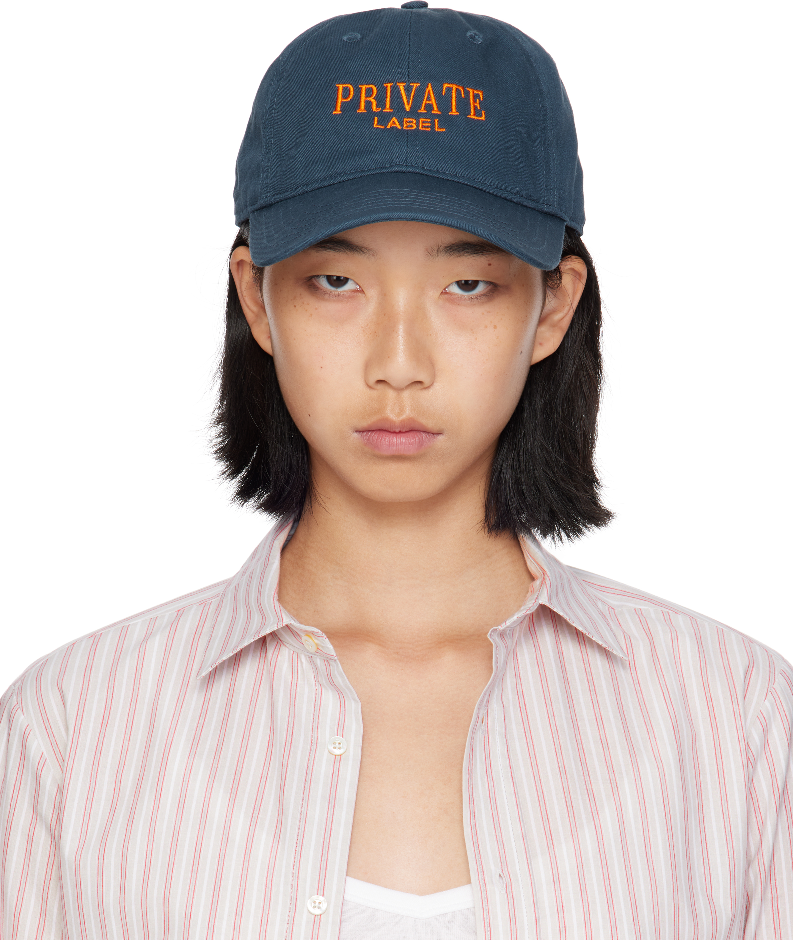 IDEAのネイビー 'PRIVATE LABEL' キャップがセール中