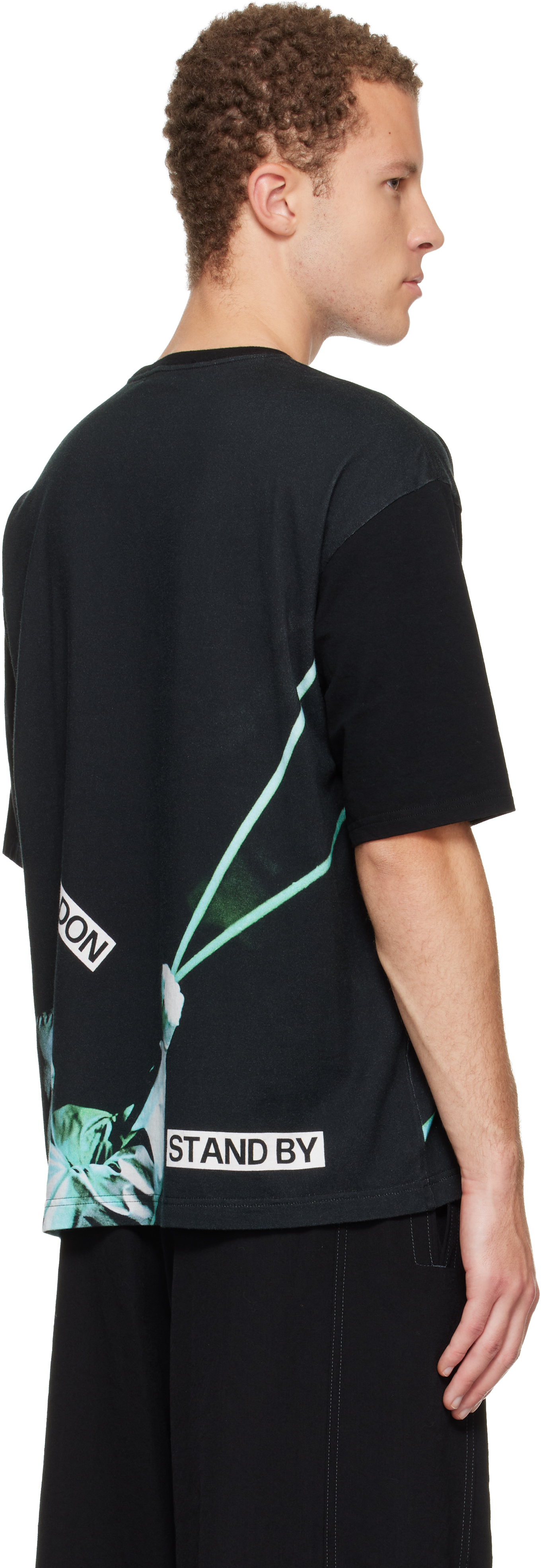 Undercover Graphic Print Crew Neck Short Sleeve T-shirt In Black