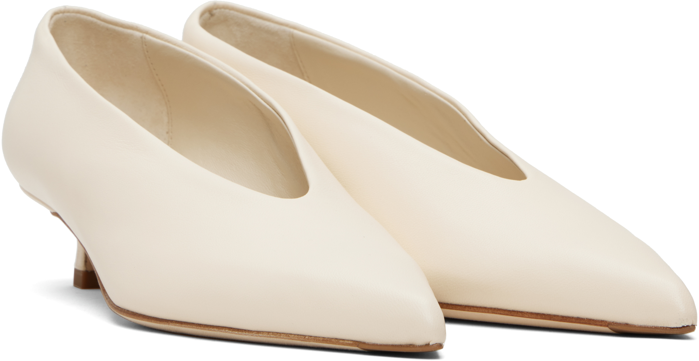 Aeyde Beige Clara Pointed-toe Heels In White