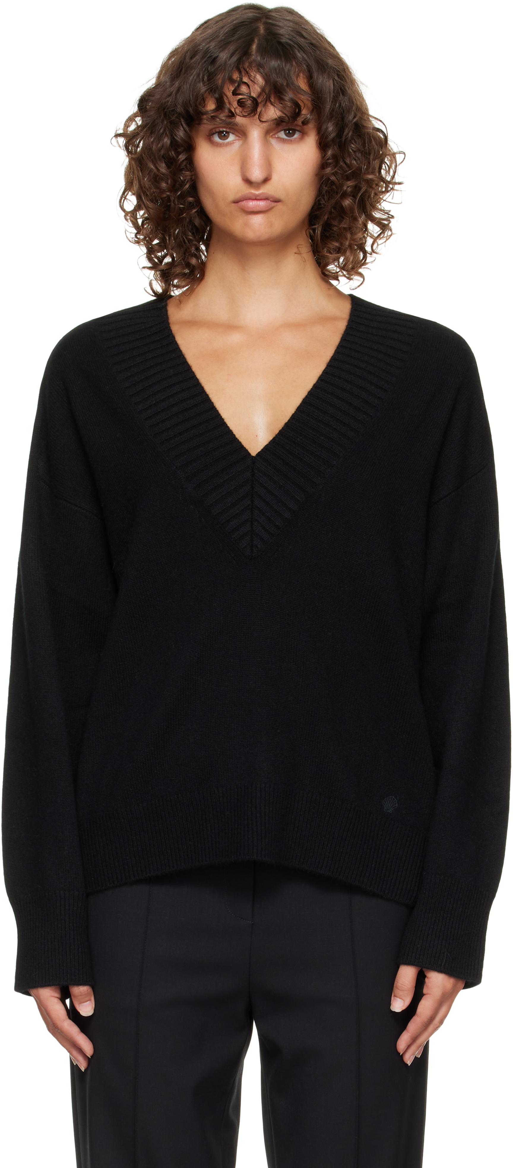 Loulou de Saisonのブラック Sage LDS カシミヤ Vネックセーターがセール中