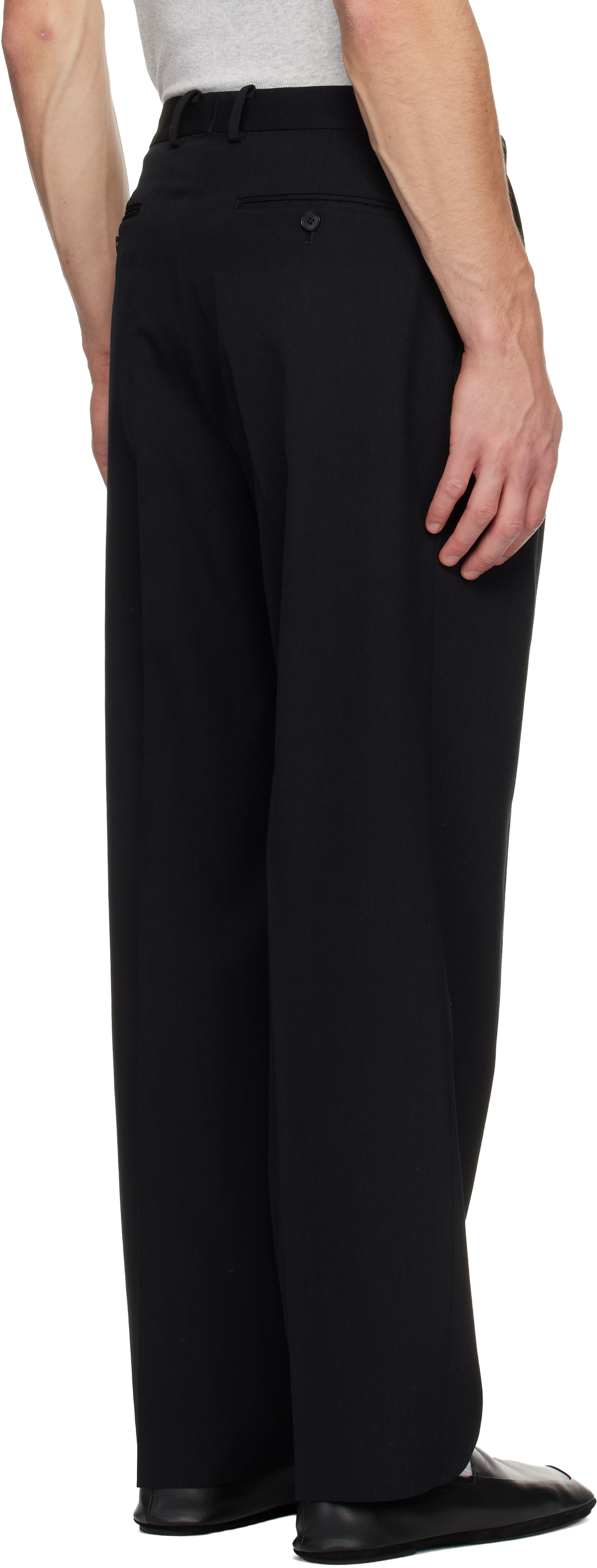Auralee Black Light Wool Two-tucks Trousers In Black
