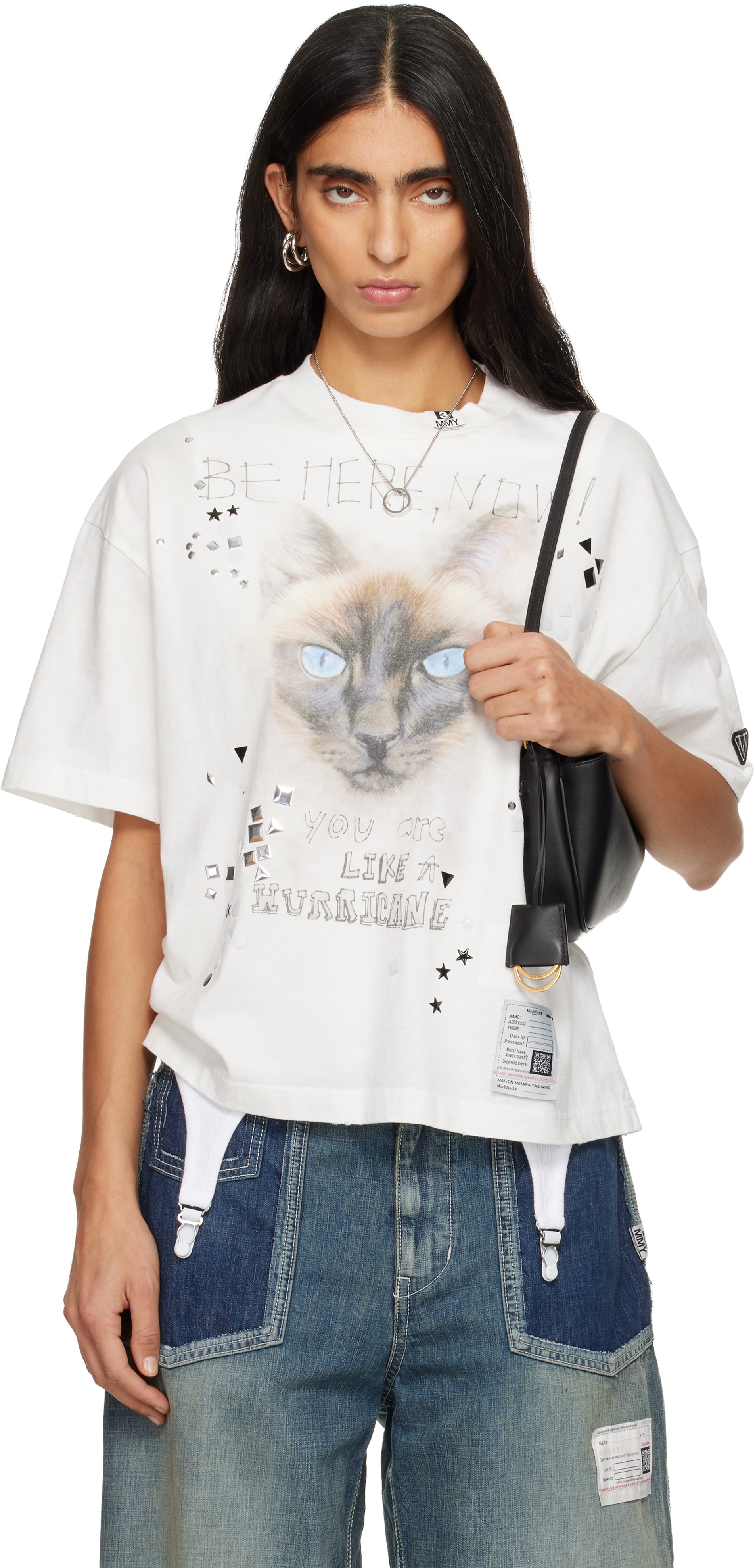 White Cat Printed Embellished Distressed T-shirt by Maison MIHARA