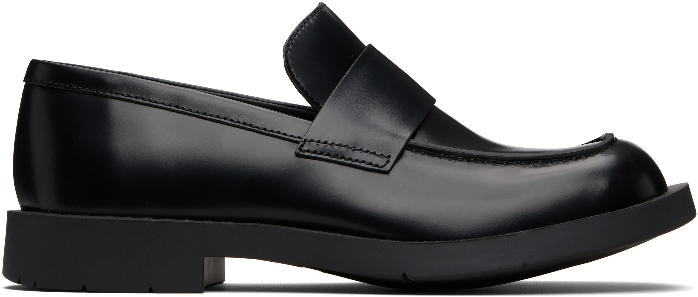 CAMPERLABのブラック Mil 1978 ローファーがセール中