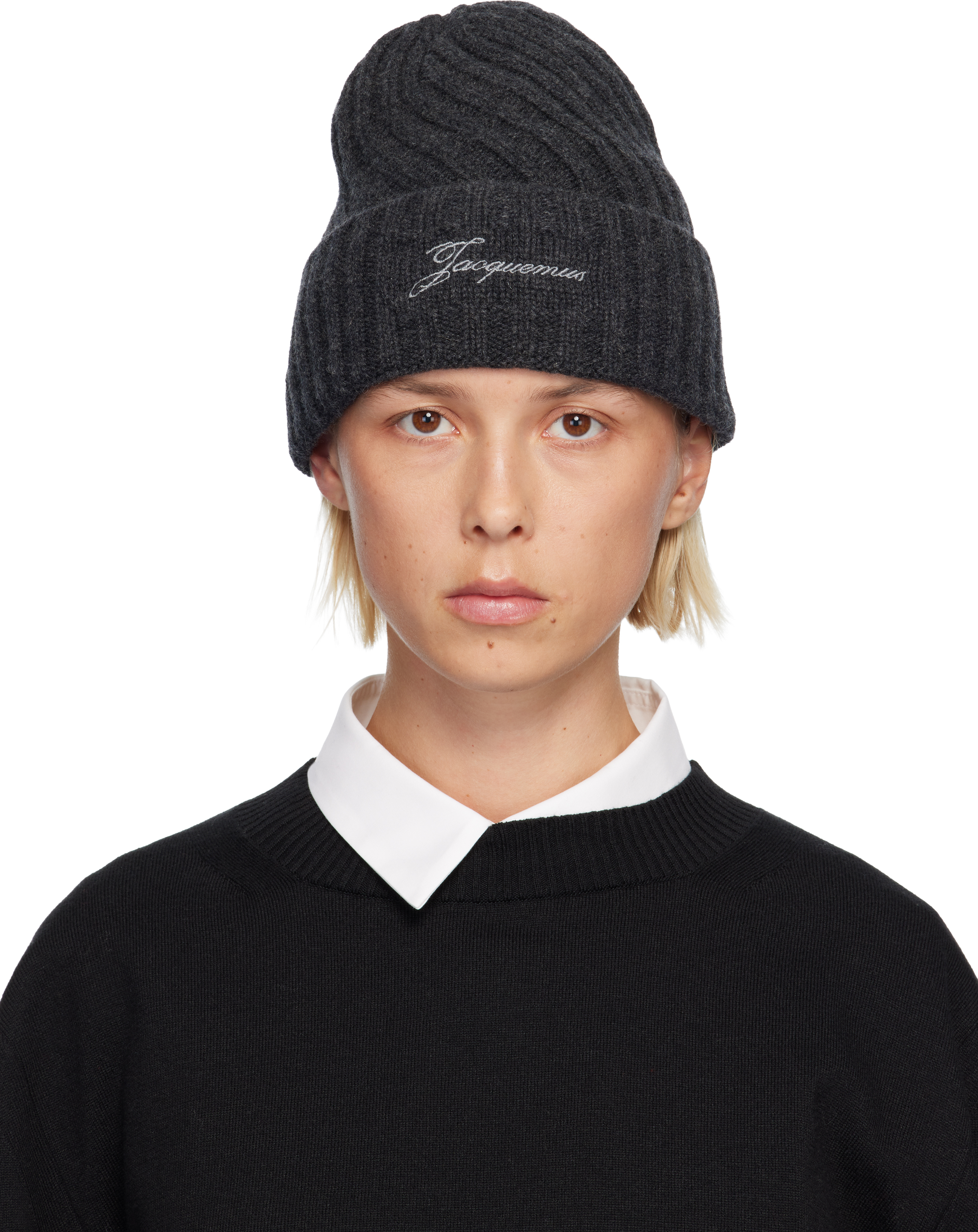 JACQUEMUS: Gray 'The Tourni' Beanie | SSENSE