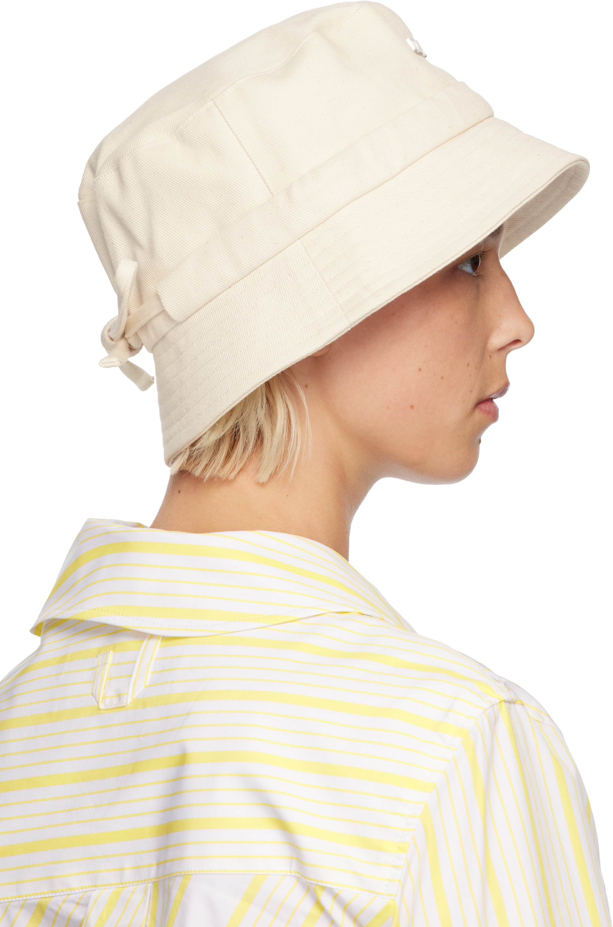 Jacquemus Off-white Les Classiques 'the Gadjo' Bucket Hat In White