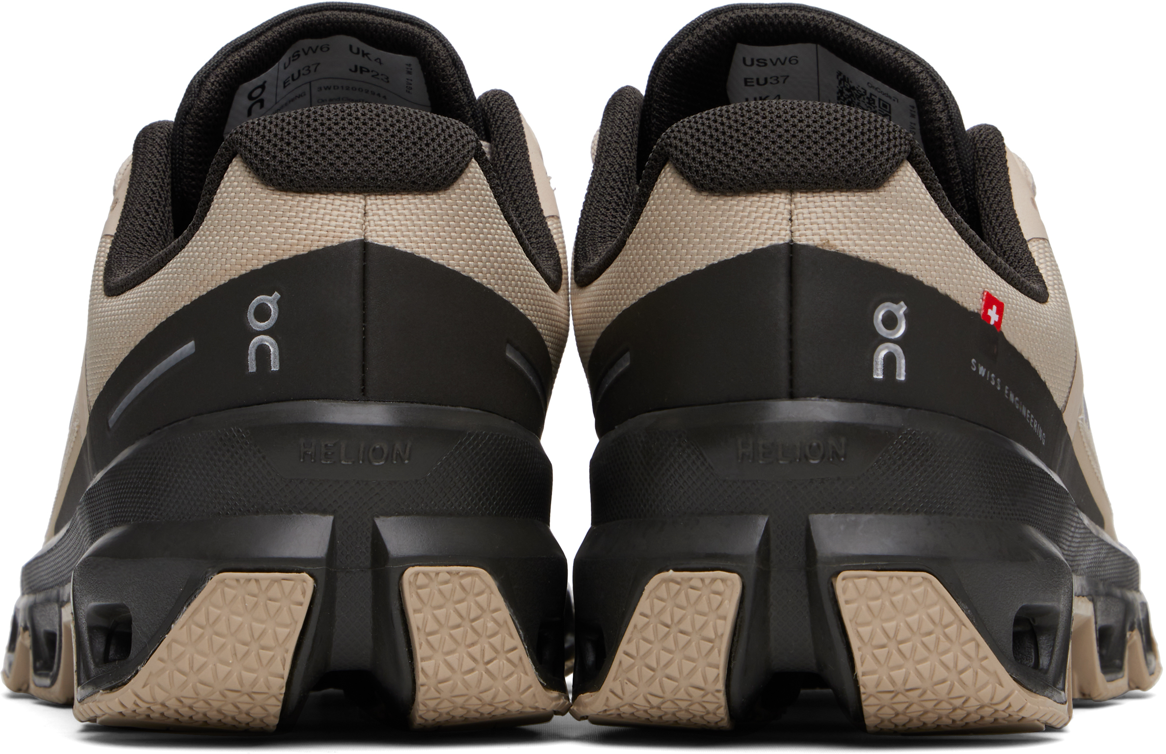 ON BEIGE CLOUDVENTURE DNA WP SNEAKERS