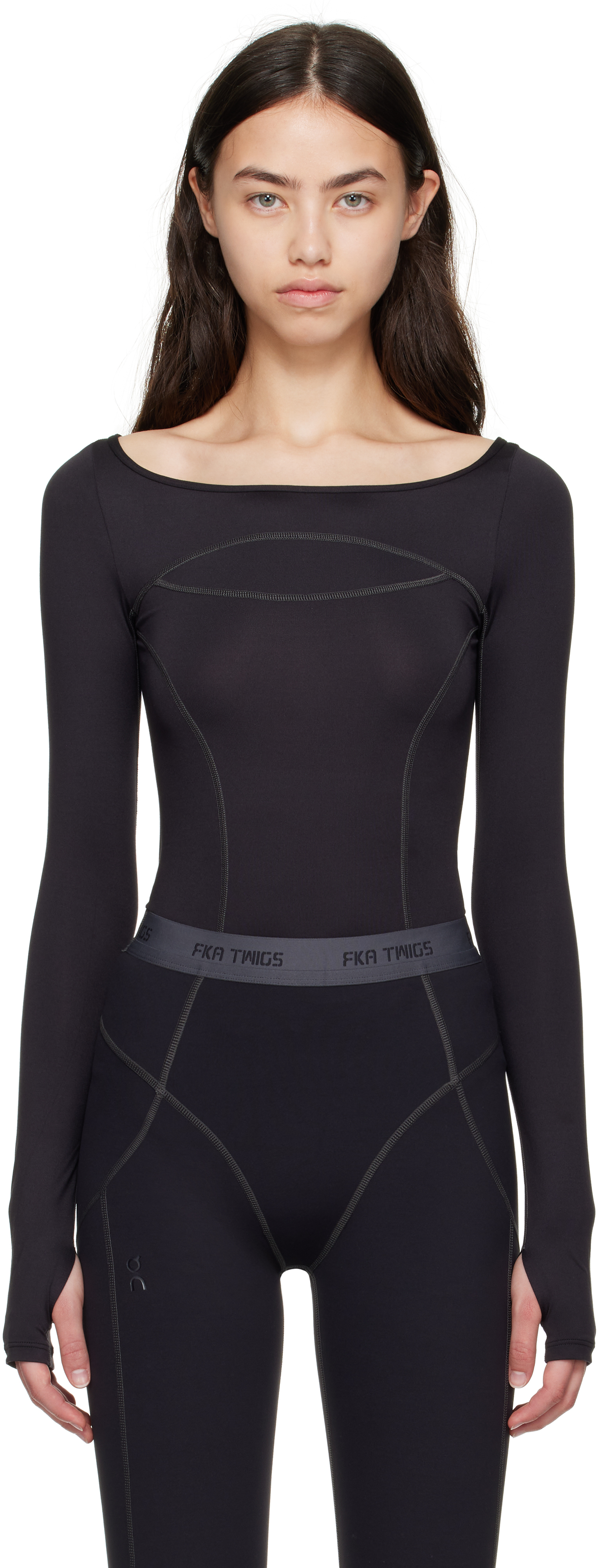 Onのブラック FKA twigsエディション Studio 長袖 スポーツトップスが
