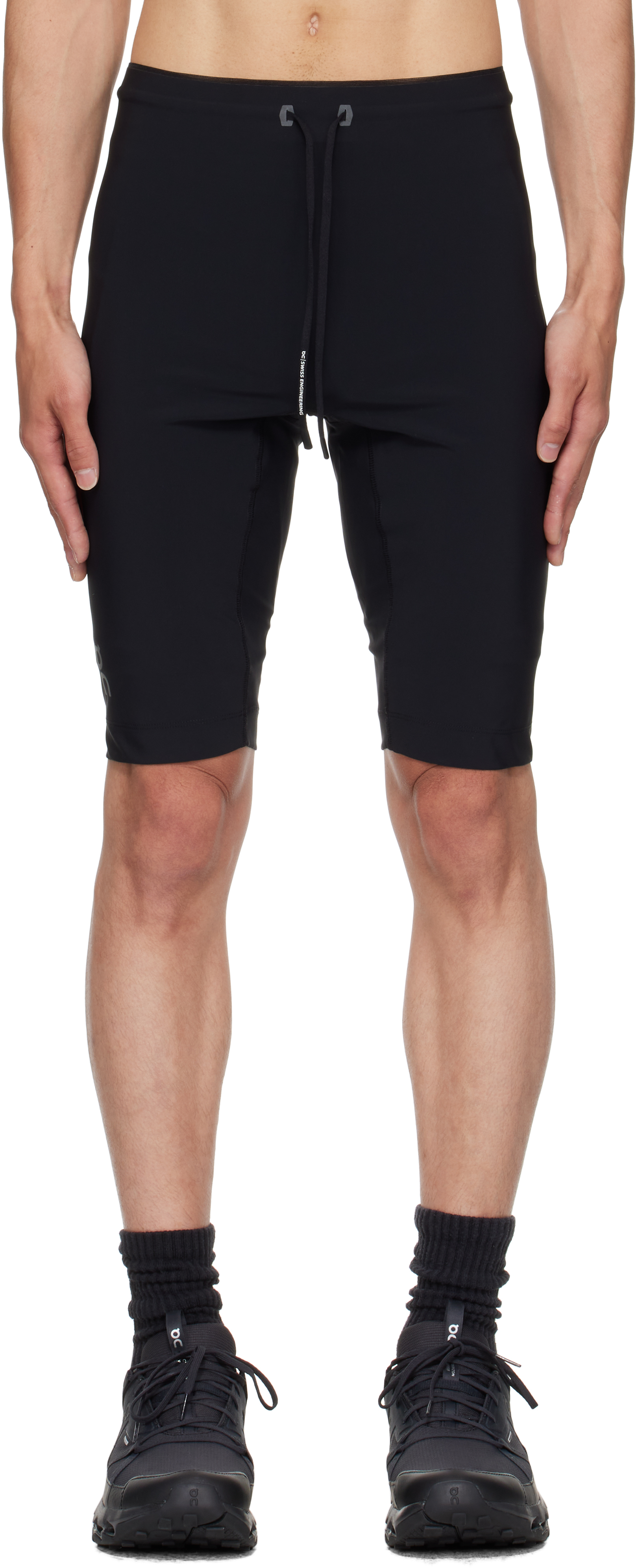 Onのブラック Race Tights ハーフパンツがセール中