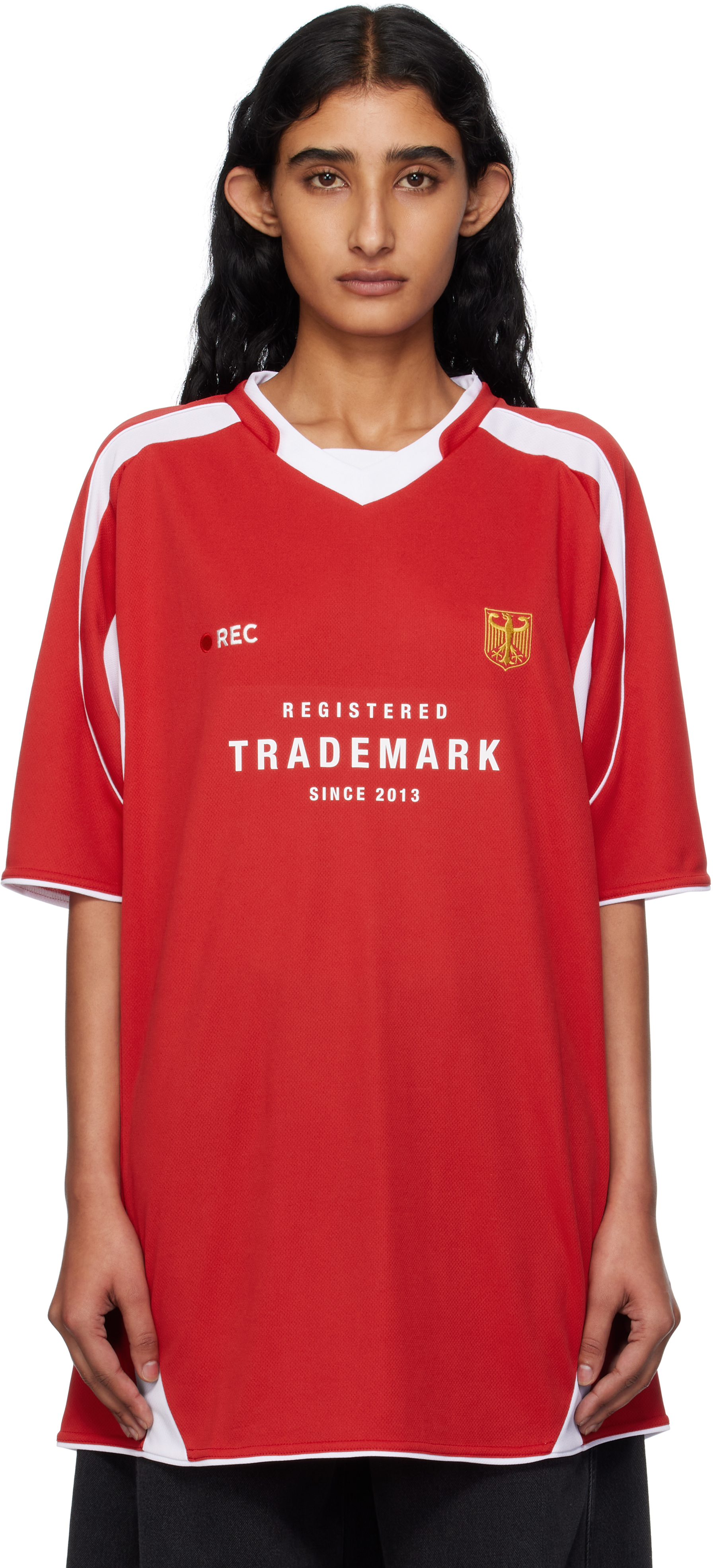 【関税込み】VETEMENTS レッド 'Trademark' Football ジャージー VETEMENTS: レッド 'Trademark' Football ジャージー | SSENSE 日本