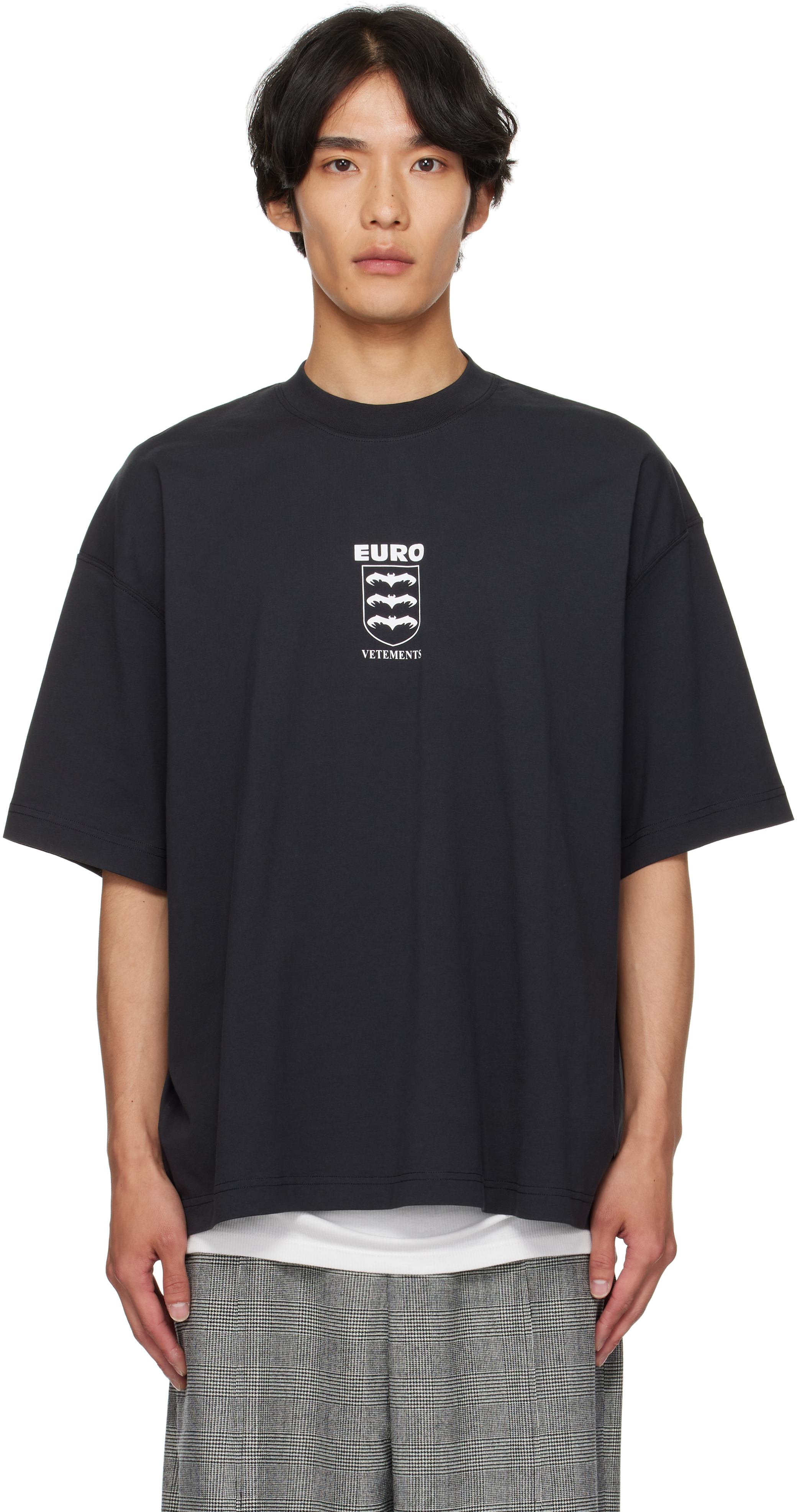 【VETEMENTS】ブラック Death l オーバーサイズ Tシャツ Black Death Metal Longsleeve T-shirt by VETEMENTS on Sale