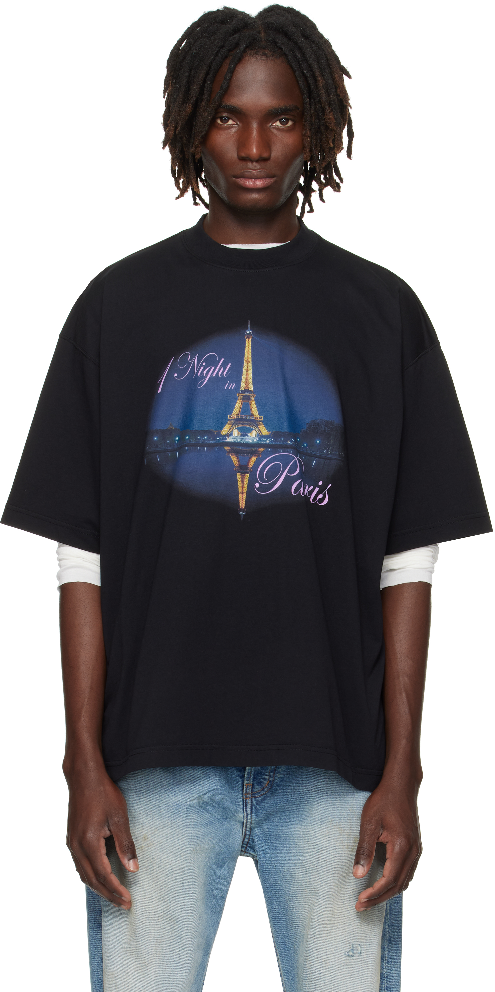 最終価格！！！VETEMENTS ブラック オーバーサイズ Tシャツ VETEMENTS: ブラック 'Night In Paris' オーバーサイズ Tシャツ
