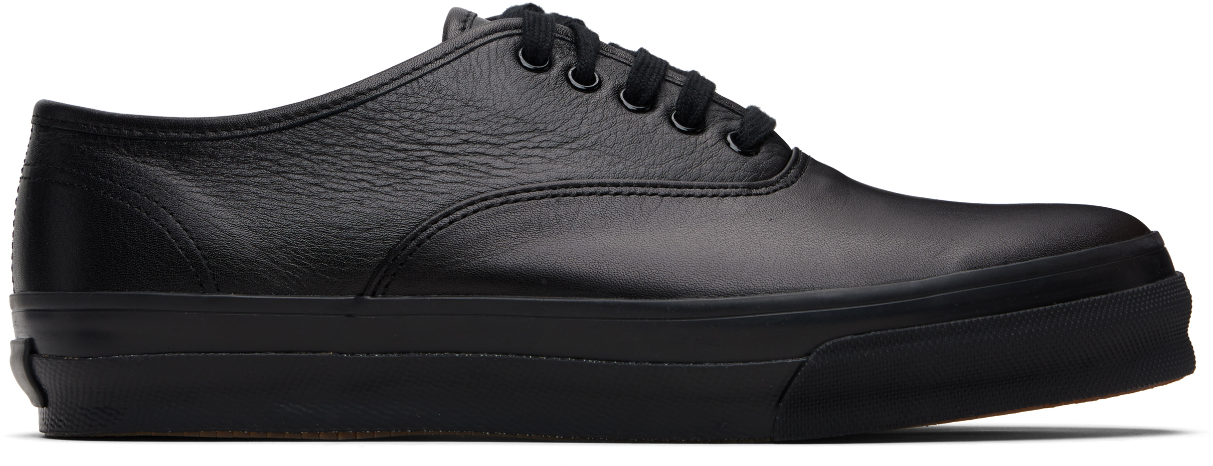 Comme Des Garçons Round-toe Low-top Casual Sneakers In Black