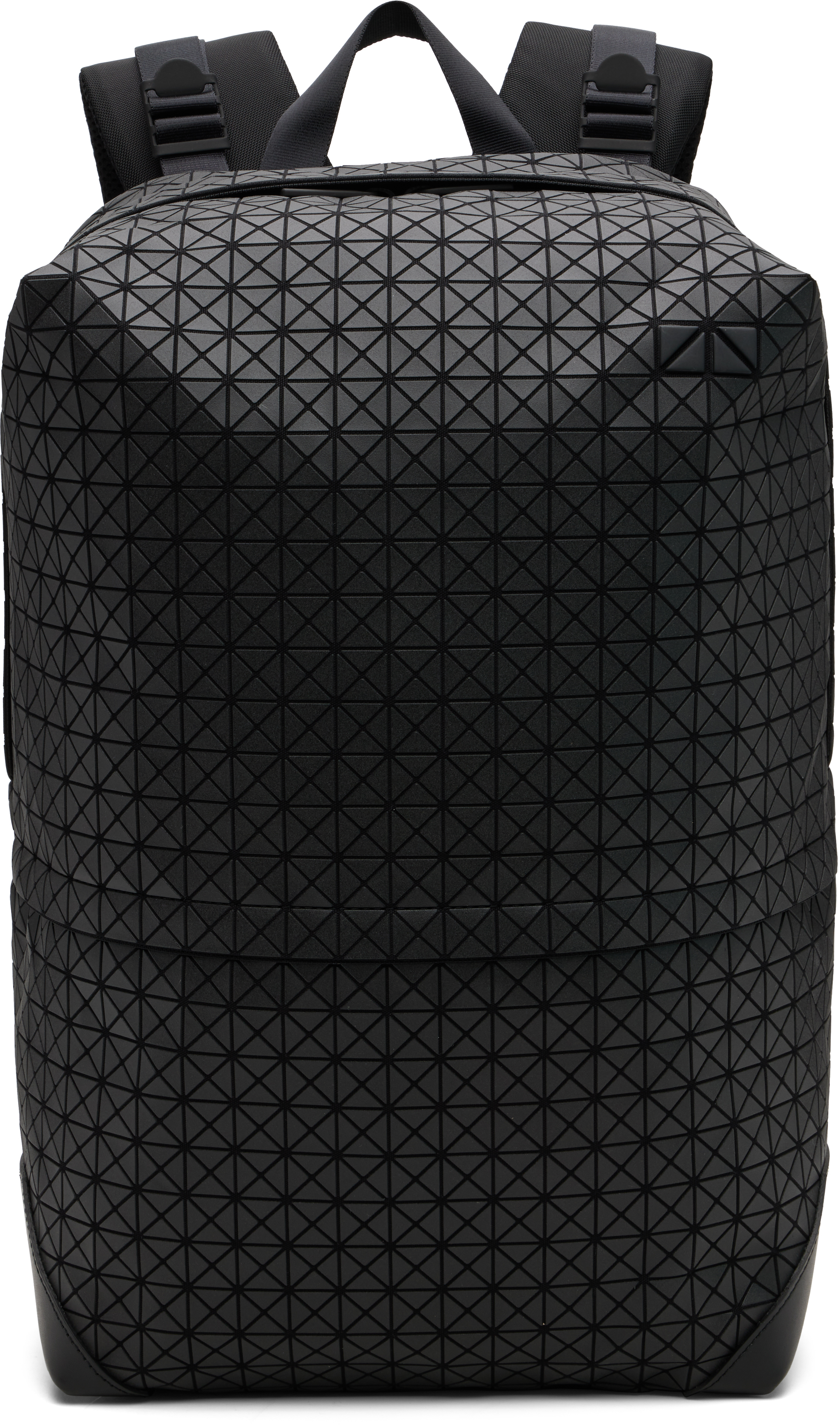 BAO BAO ISSEY MIYAKE バックパック　マットブラック BAO BAO ISSEY MIYAKE: Black Liner Backpack | SSENSE