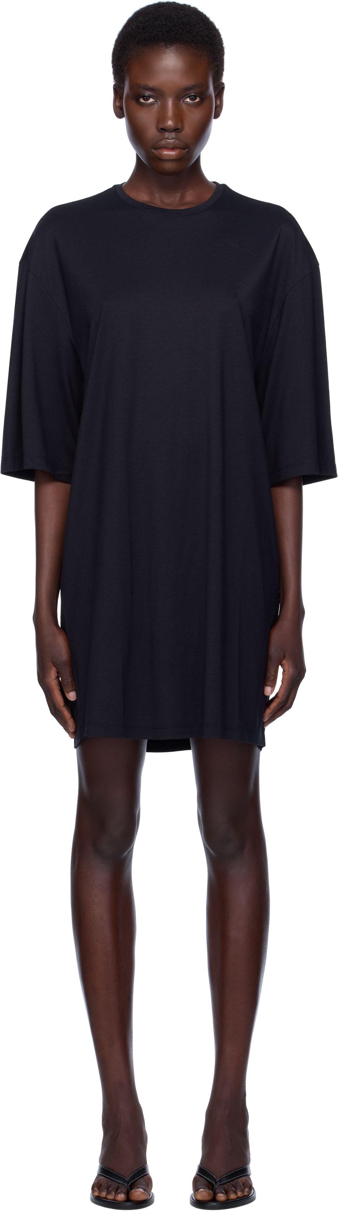 【関税込み】TOTEME ブラック Relaxed Tee ミニワンピース TOTEME: Black Relaxed Tee Minidress | SSENSE