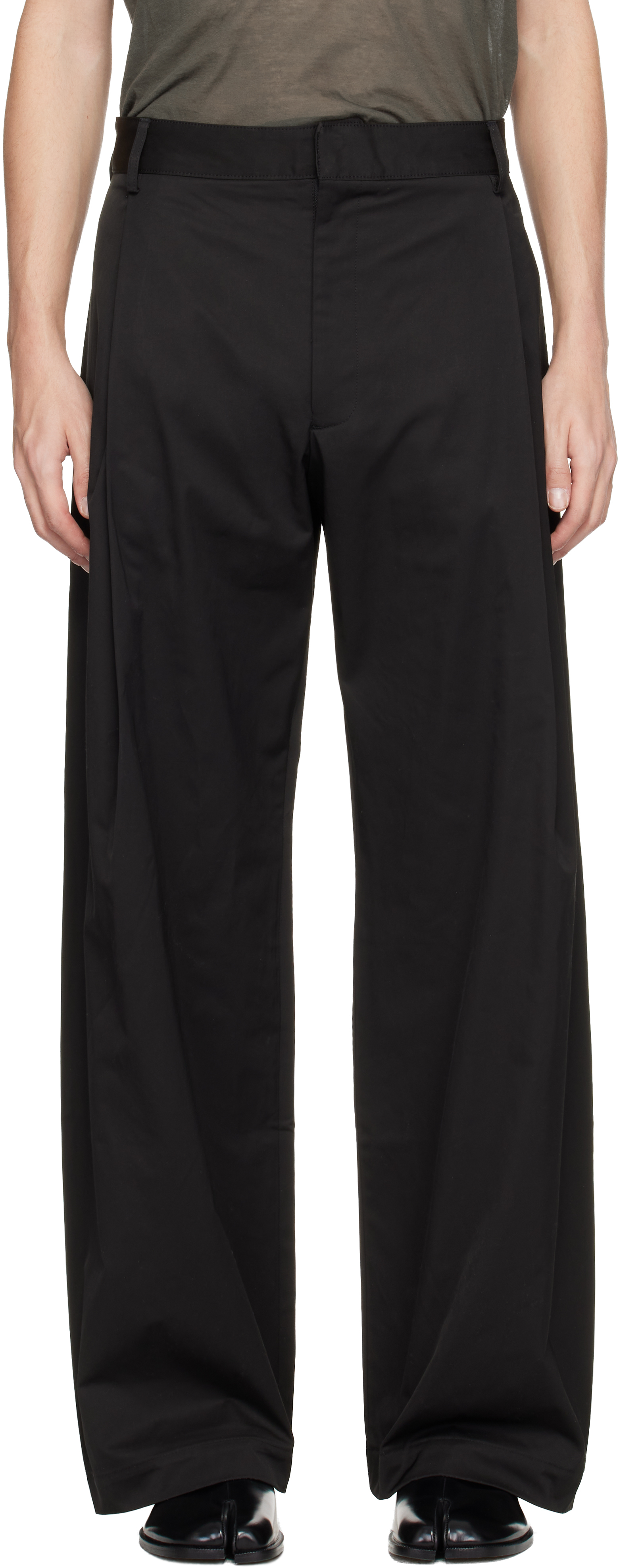 Seventh Black Bermuda Trousers