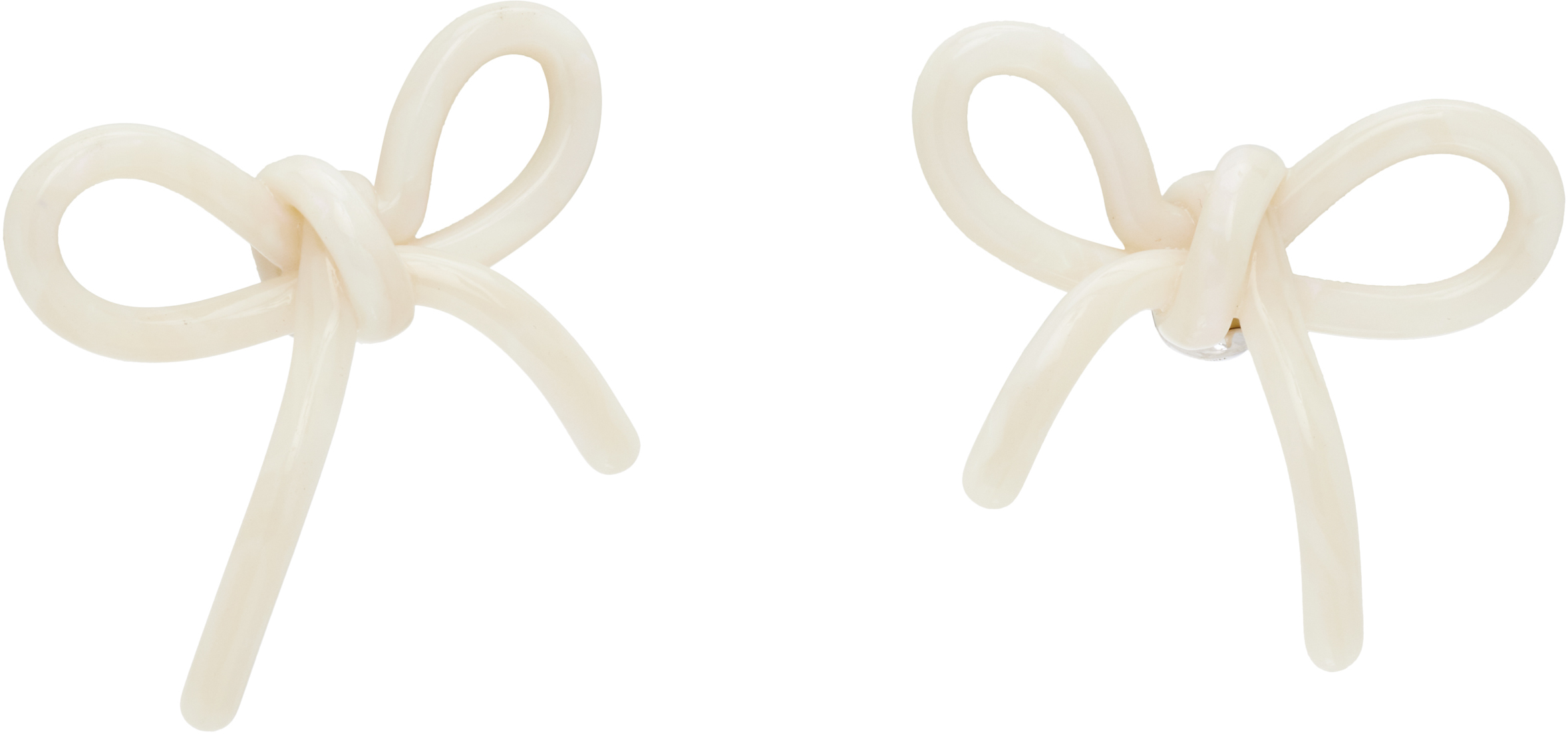 Shushu/TongのSSENSE 日本限定 YVMINエディション Bow ピアスがセール中