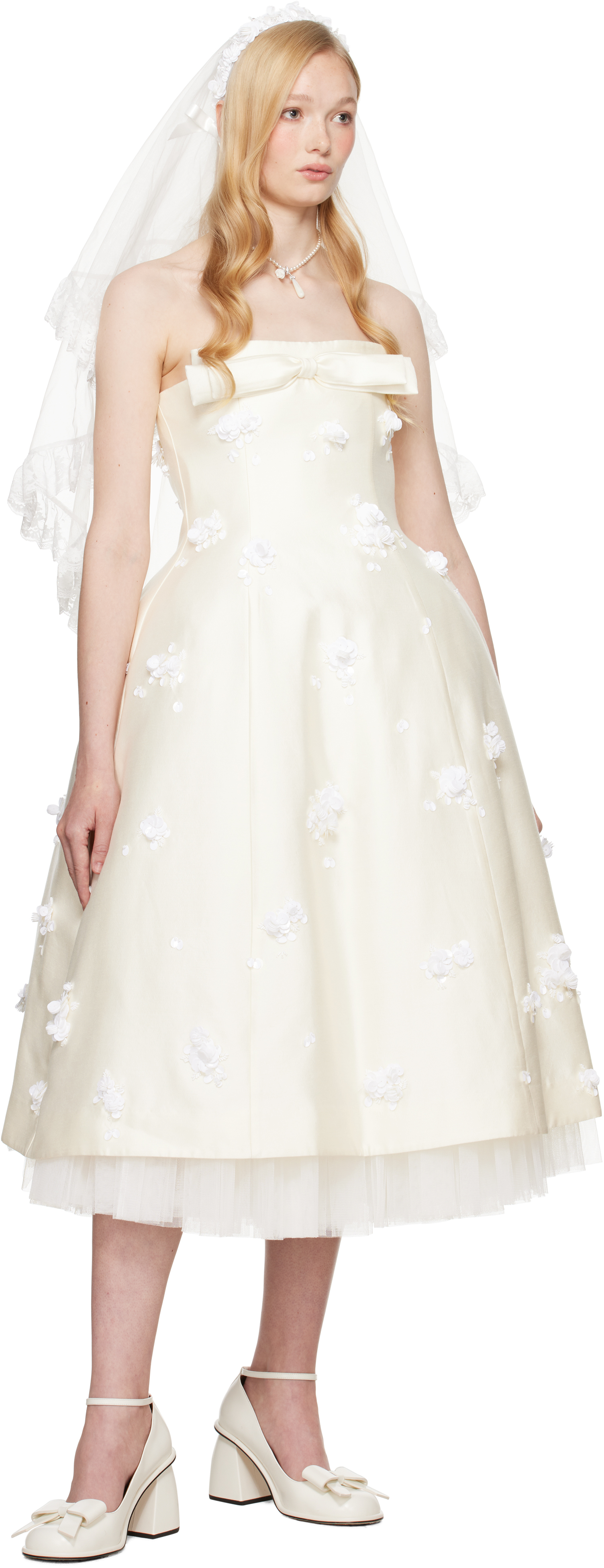 Shushu-tong Ssense Exclusive Bridal Capsule Yvmin Edition Ceramic Rose Faux-pearl Necklace In Wh100 White