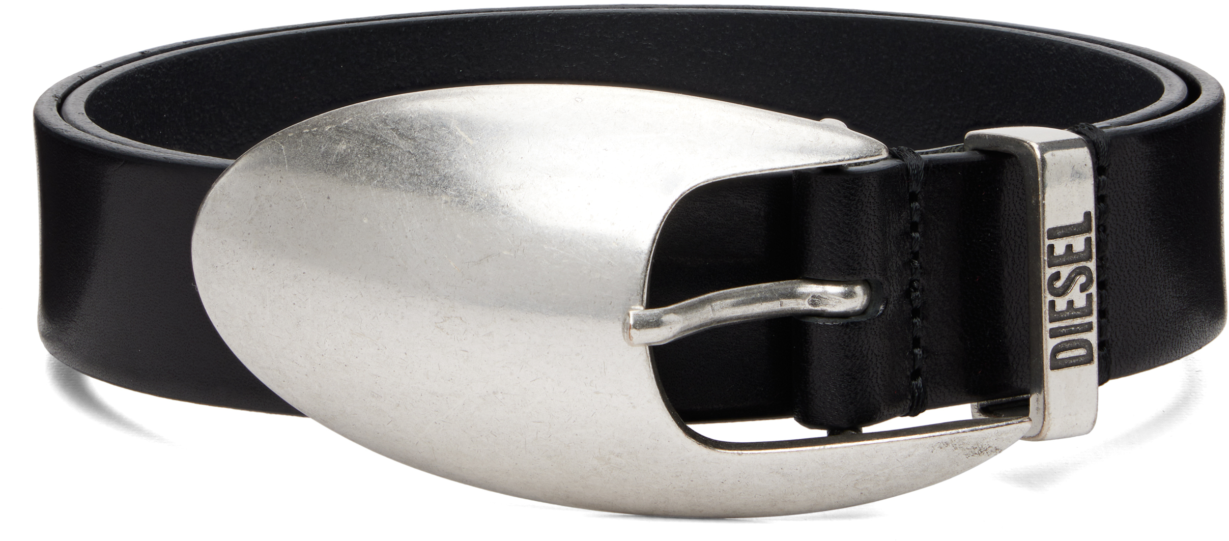 Dieselのブラック Sculptural Buckle ベルトがセール中