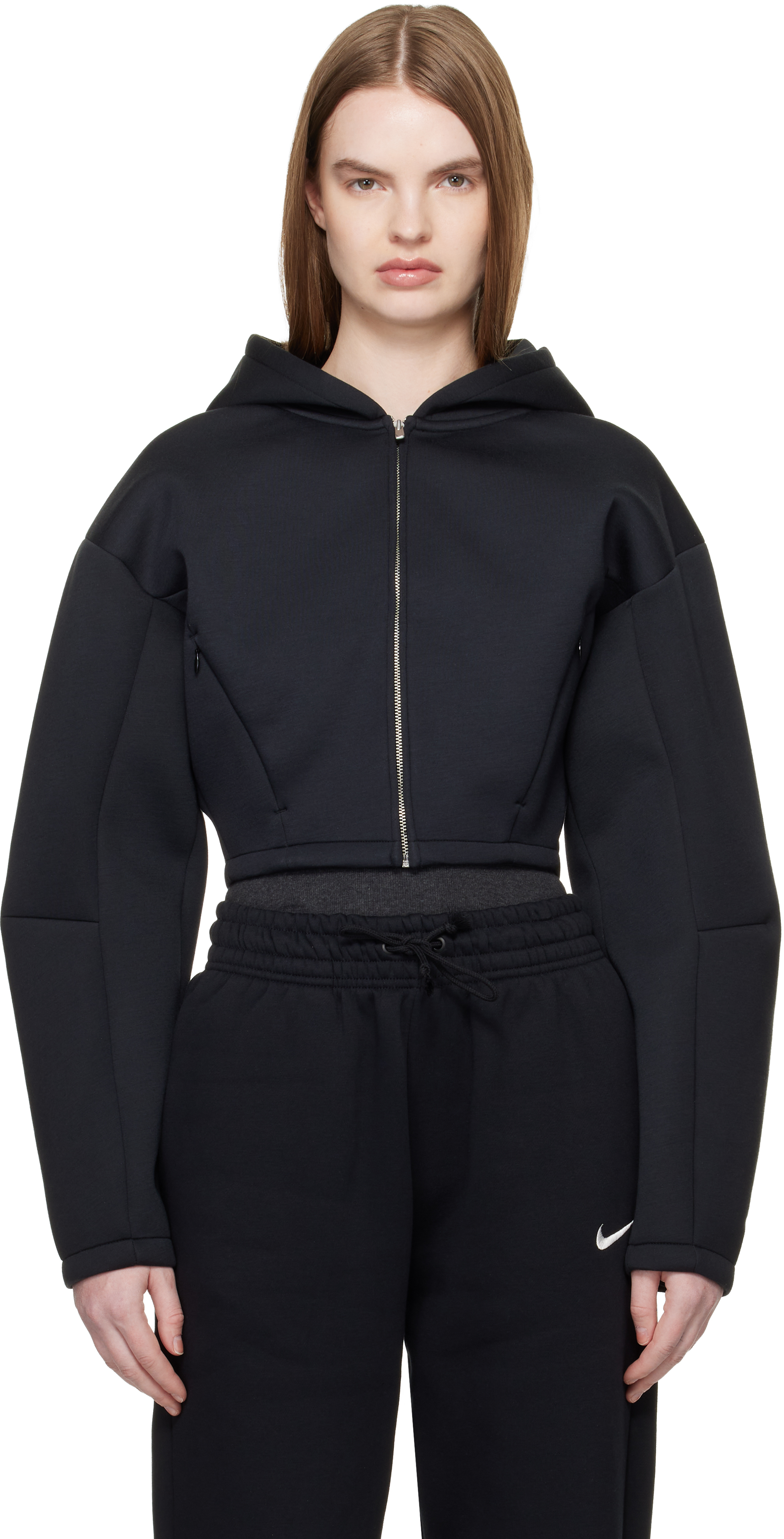 Nikeのブラック Sportswear フルジップ ジャケットがセール中