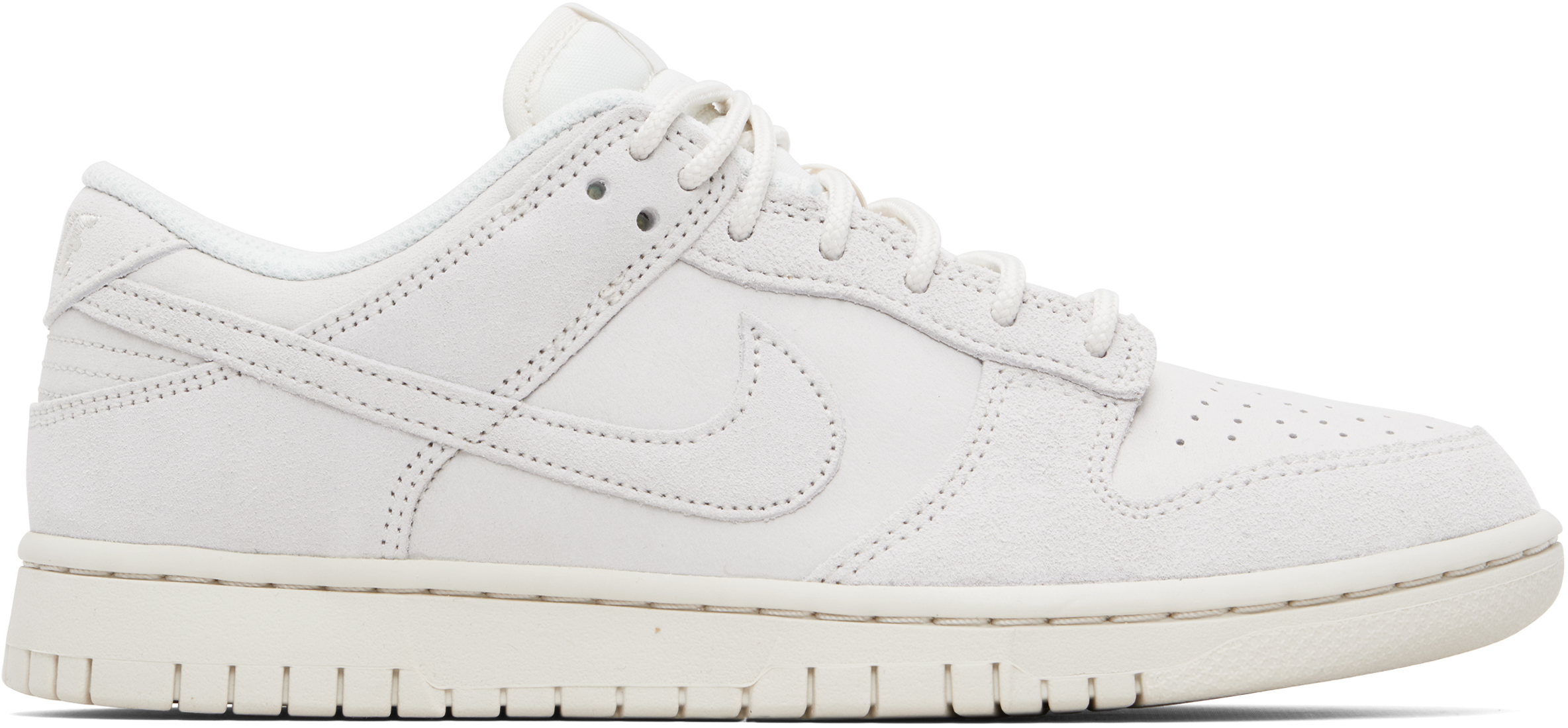 Nike: オフホワイト Dunk Low Retro SE スニーカー | SSENSE 日本