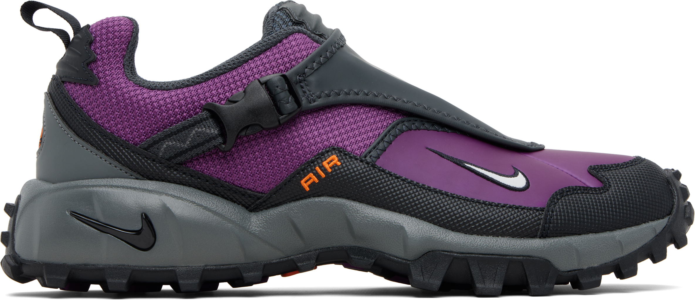 Nike: Black & Purple Nike ACG Phassad Sneakers | SSENSE