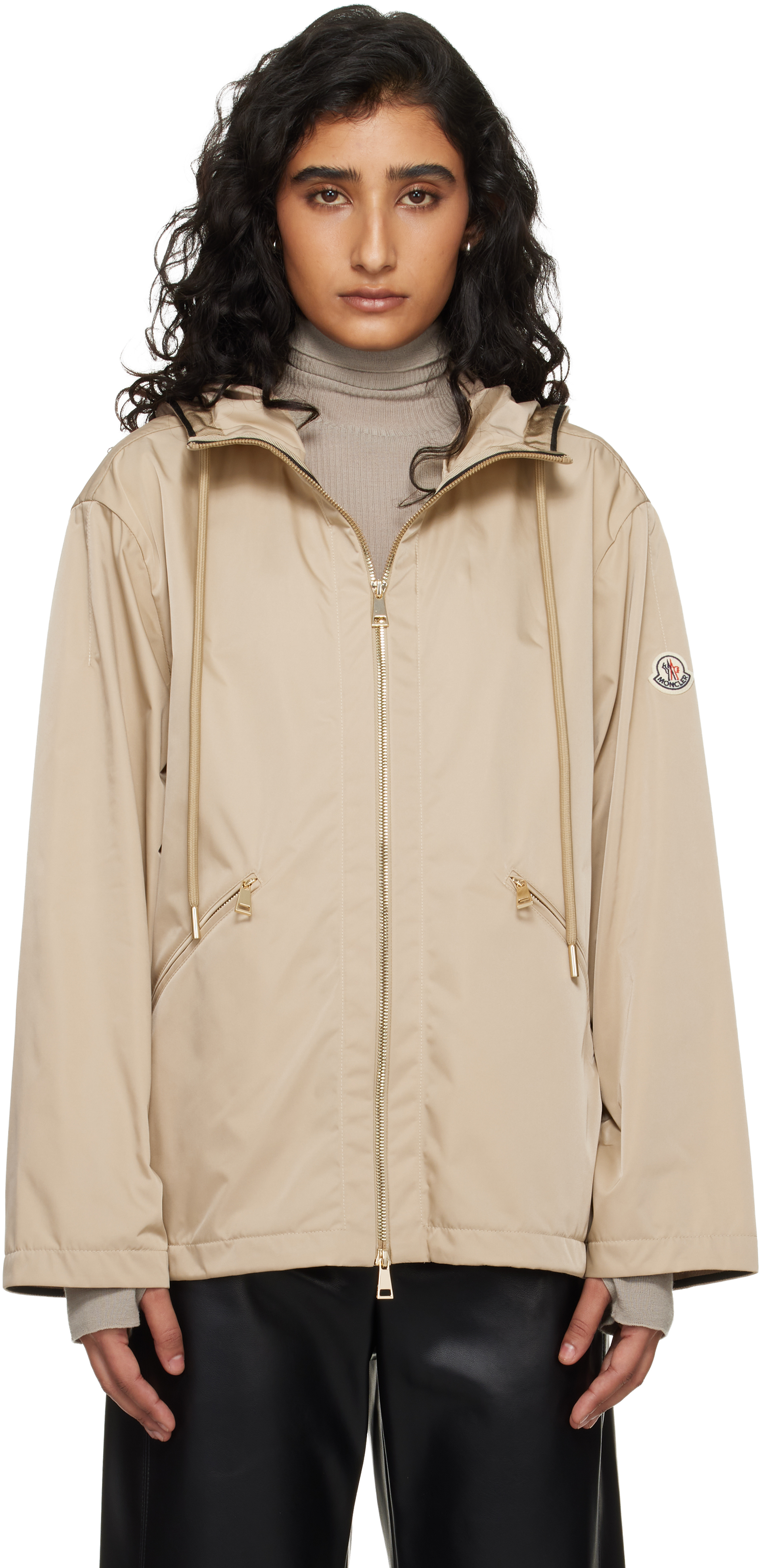 Moncler: ベージュ Cassiopea フード付きジャケット | SSENSE 日本