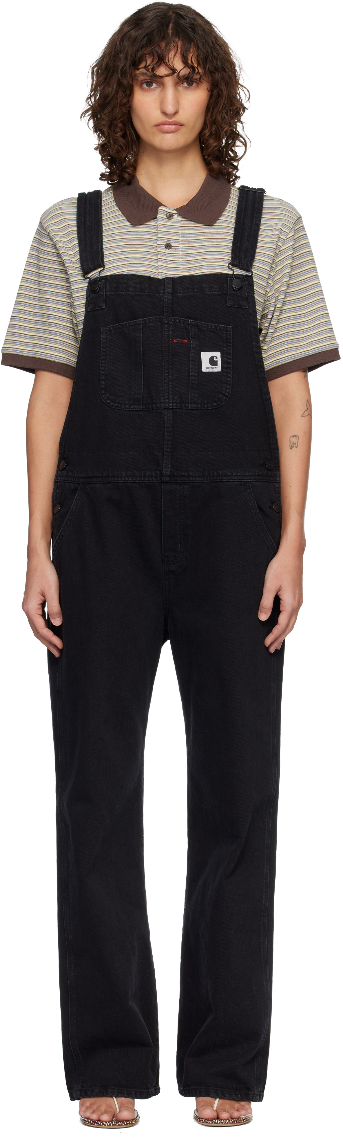 Carhartt Work In Progressのブラック ストレート ビブ デニム Carhartt Work In Progressのブラック ストレート ビブ デニム