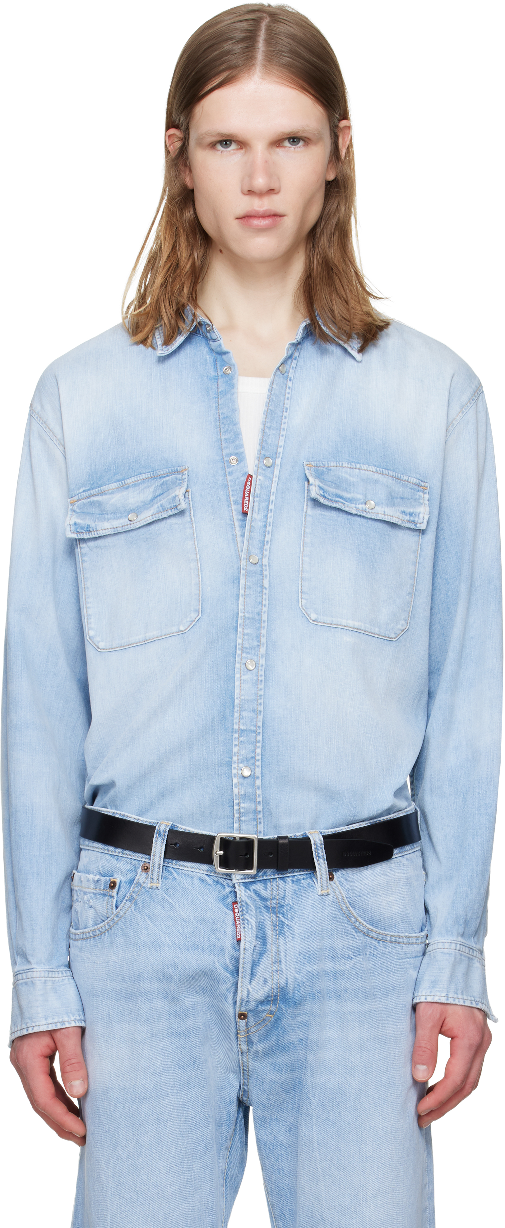 Dsquared2のブルー Light Wash Canadian Vintage デニムシャツがセール中