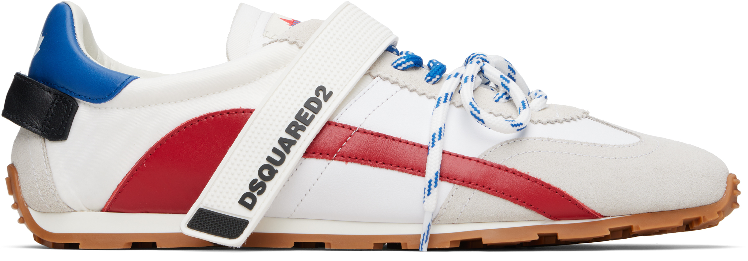 Dsquared2のホワイト DC-642 スニーカーがセール中