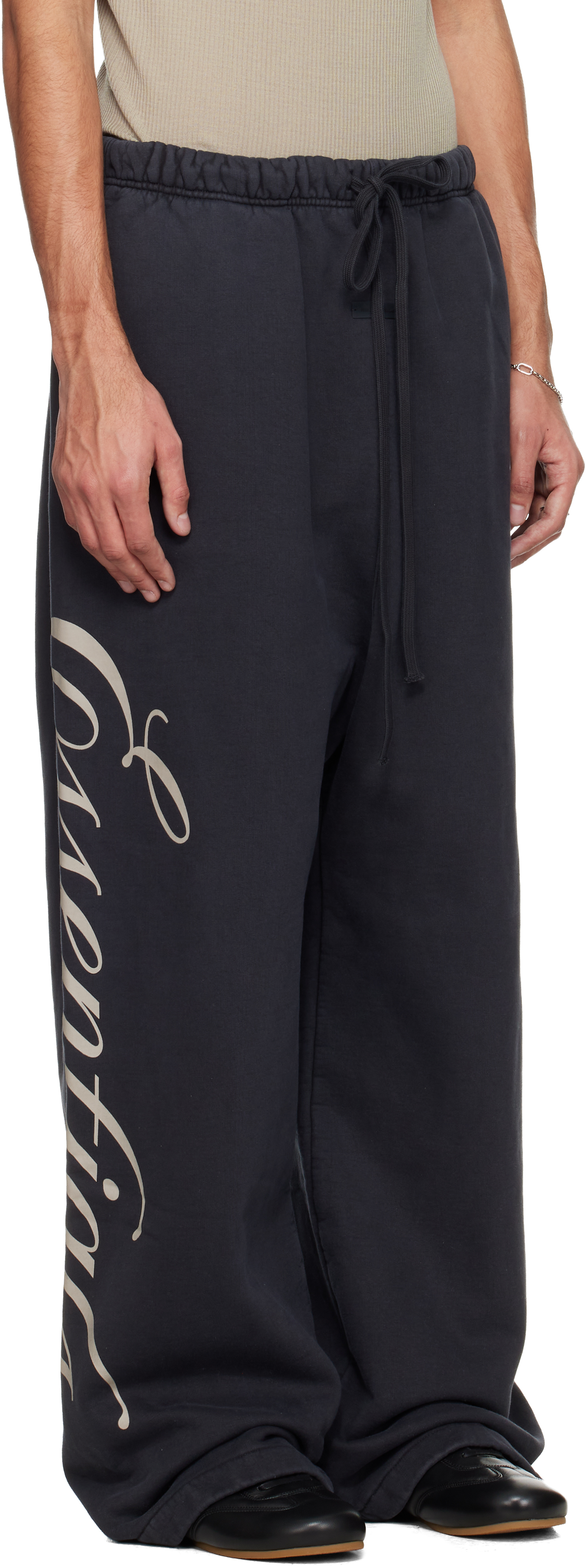 Essentials Black Holiday Heavy Fleece Lounge Sweatpants In Black