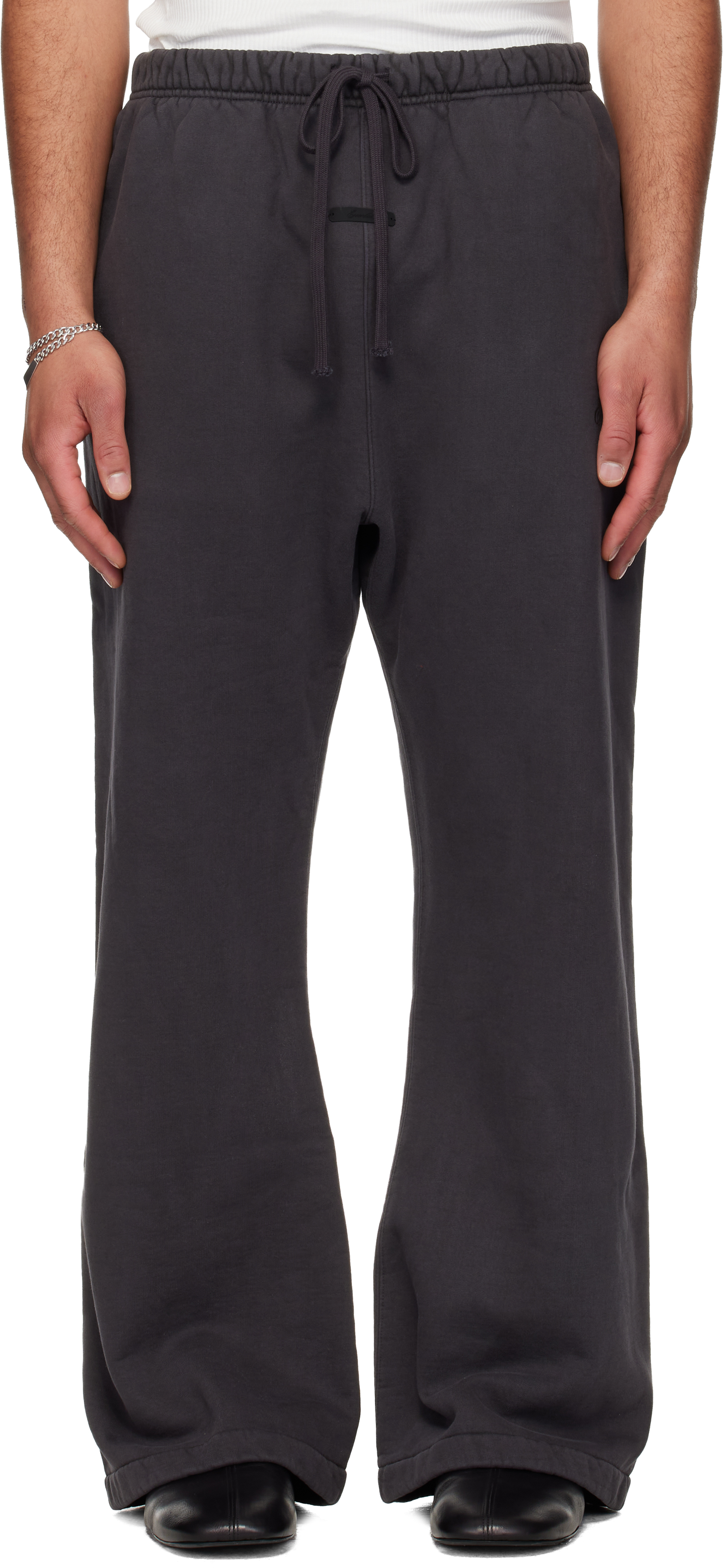 Fear of God ESSENTIALS: ブラック Signature Classic フレア