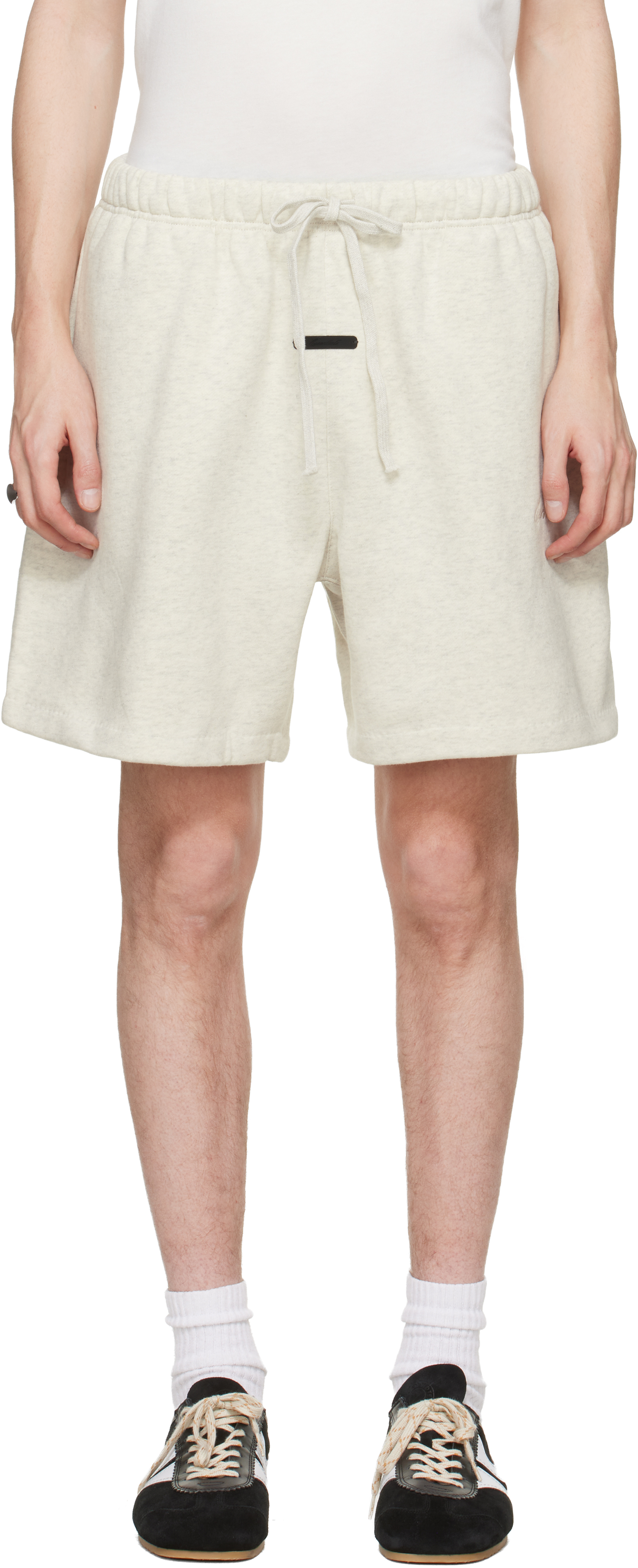 Fear of God ESSENTIALS: グレー Signature Classic ショートパンツ