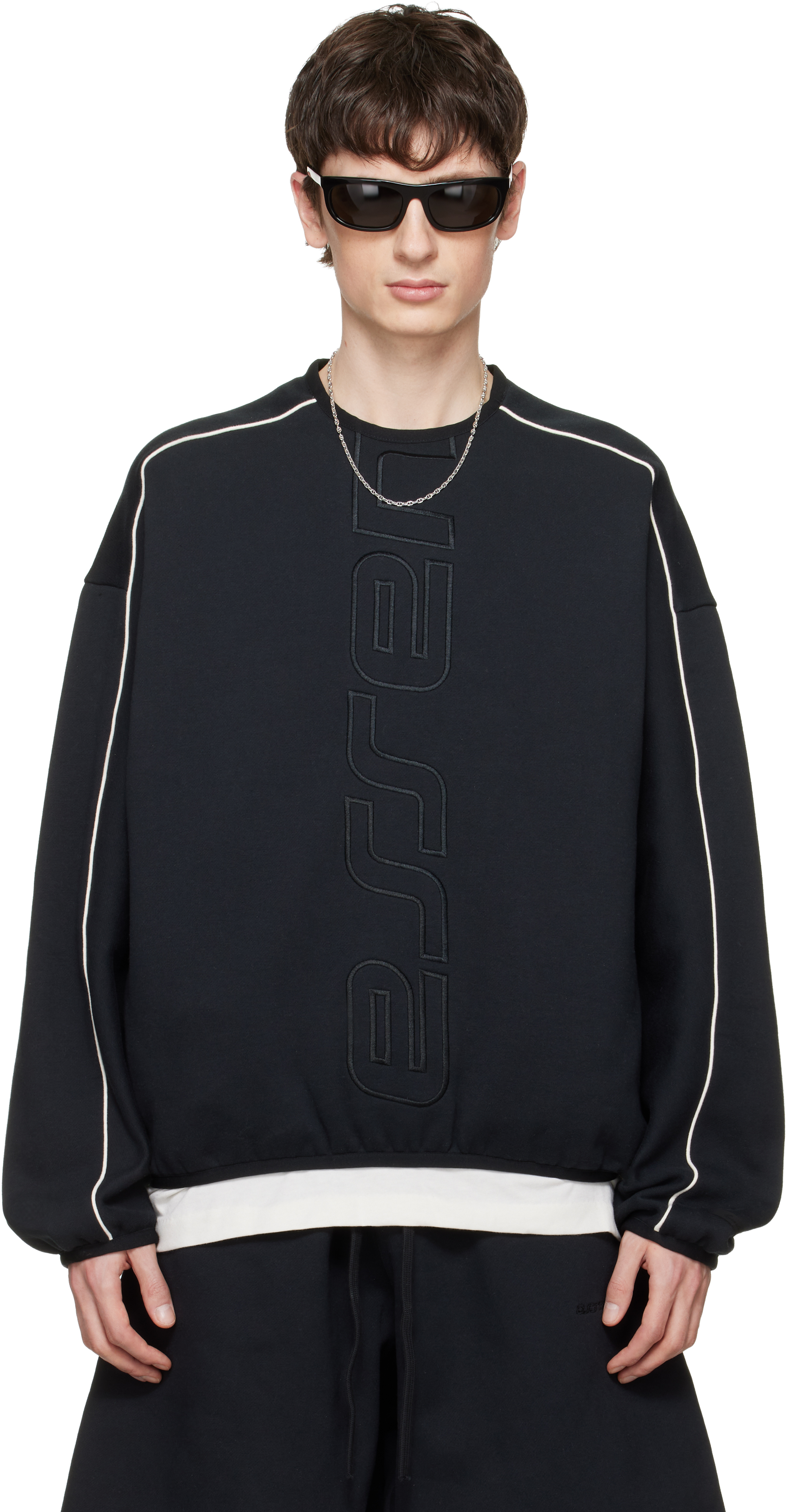essentials-black-active-trace- 