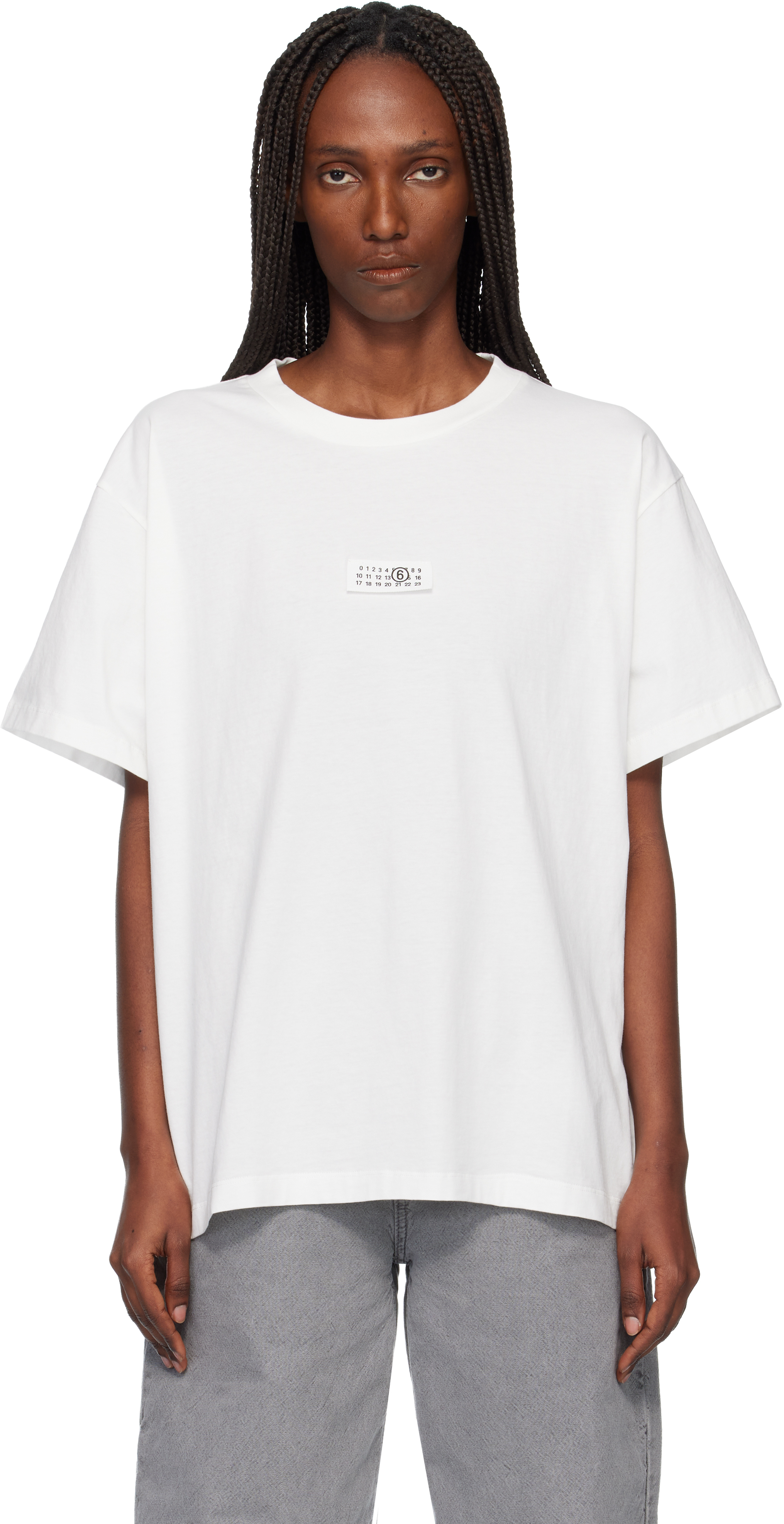 MM6 MAISON MARGIELA オフホワイト プリントTシャツ MM6 Maison Margielaのオフホワイト プリントTシャツがセール中