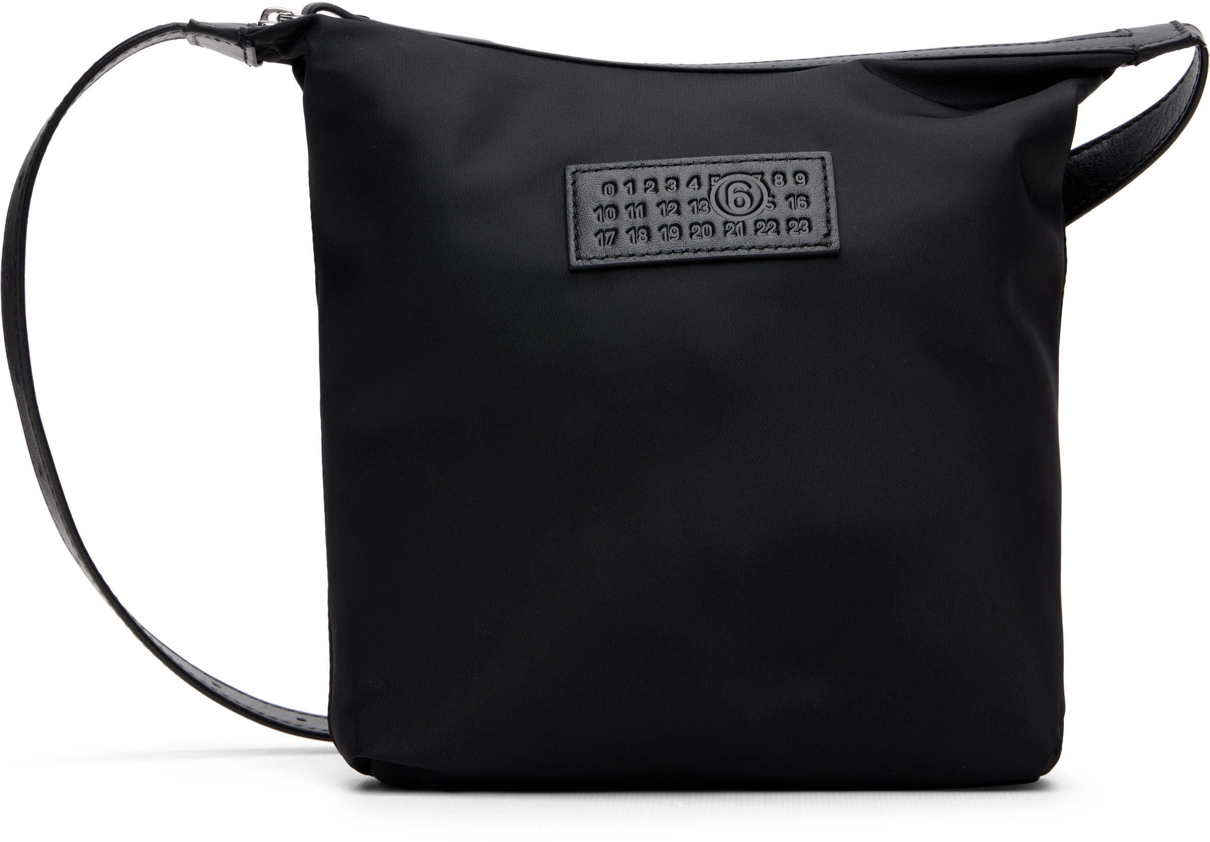 MM6 Maison Margiela: ブラック ロゴパッチ ポーチ | SSENSE 日本