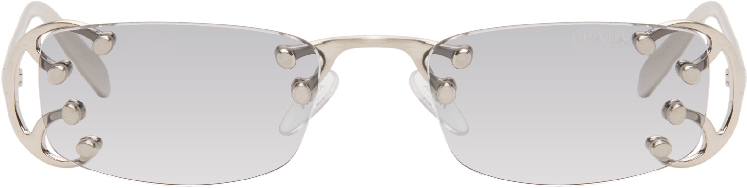 Prada Eyewearのシルバー PR C57S サングラスがセール中