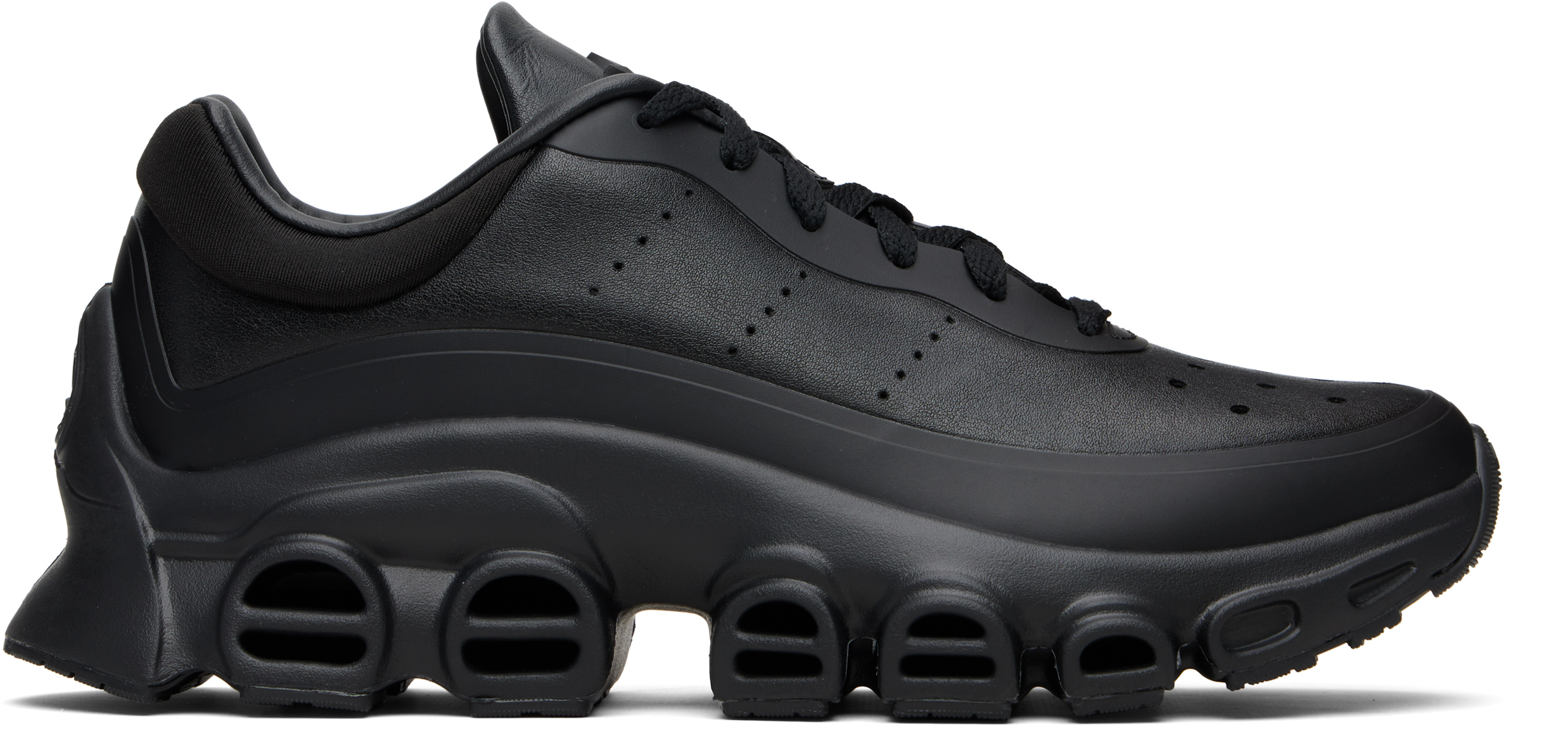Thug Clubのブラック adidas Originalsエディション adiFOM Megaride 